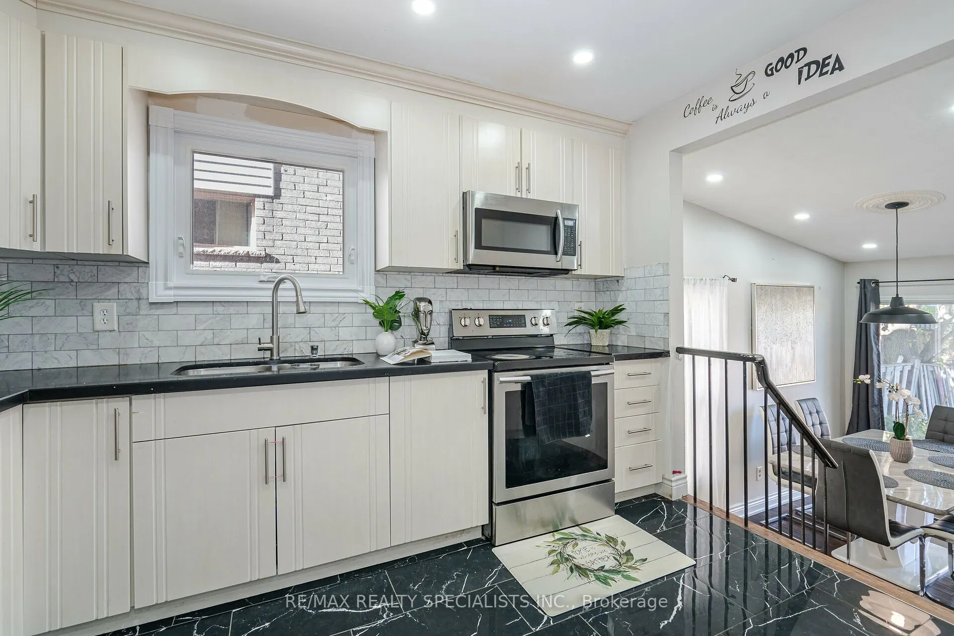 106 Horton Cres