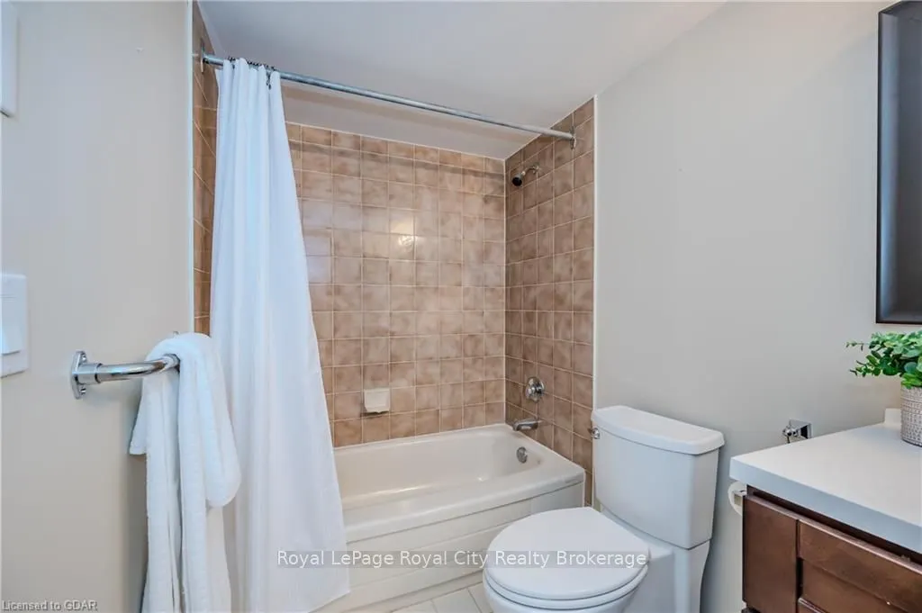 55 KINGSBRIDGE GARDEN Circ, #406