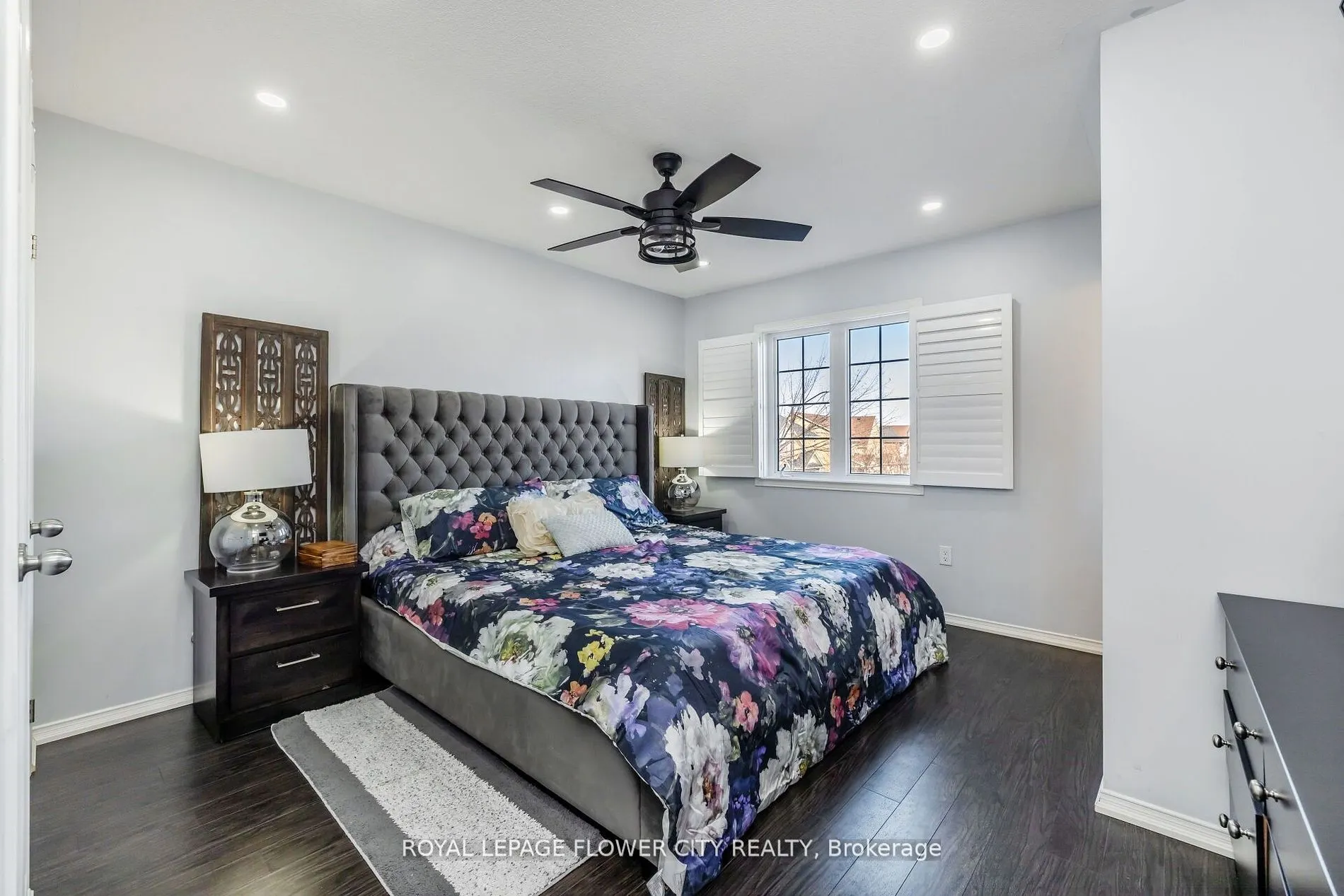 18 Loftsmoor Dr