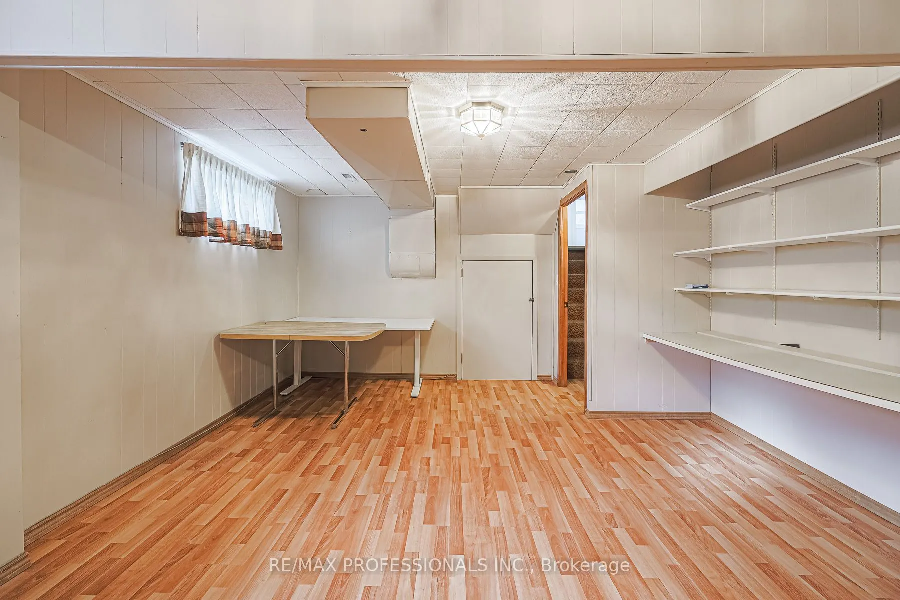 18 West Wareside Rd