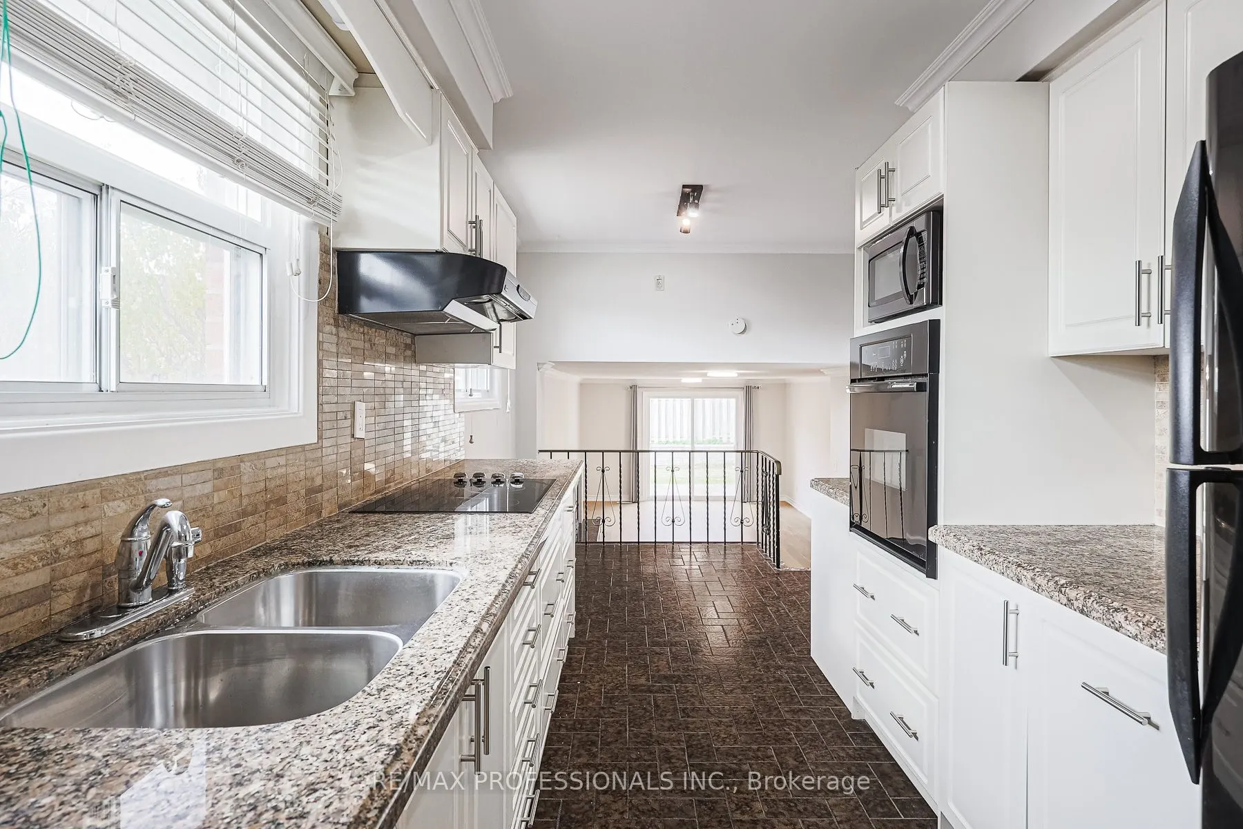 18 West Wareside Rd