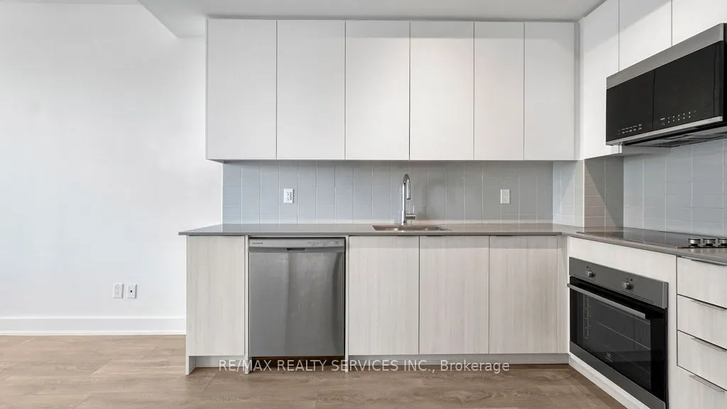 2481 Taunton Rd, #603