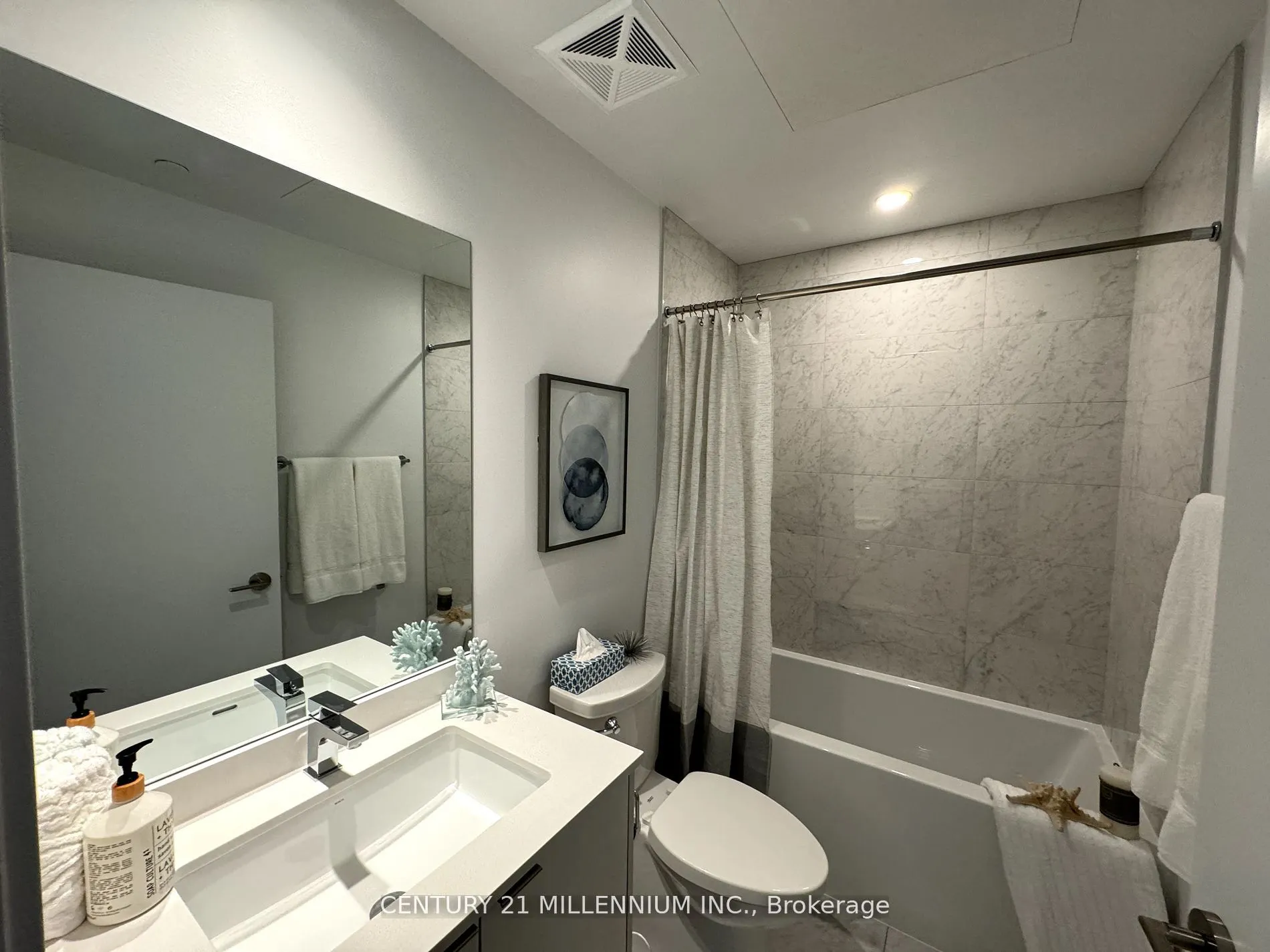 1926 Lakeshore Blvd, #3009