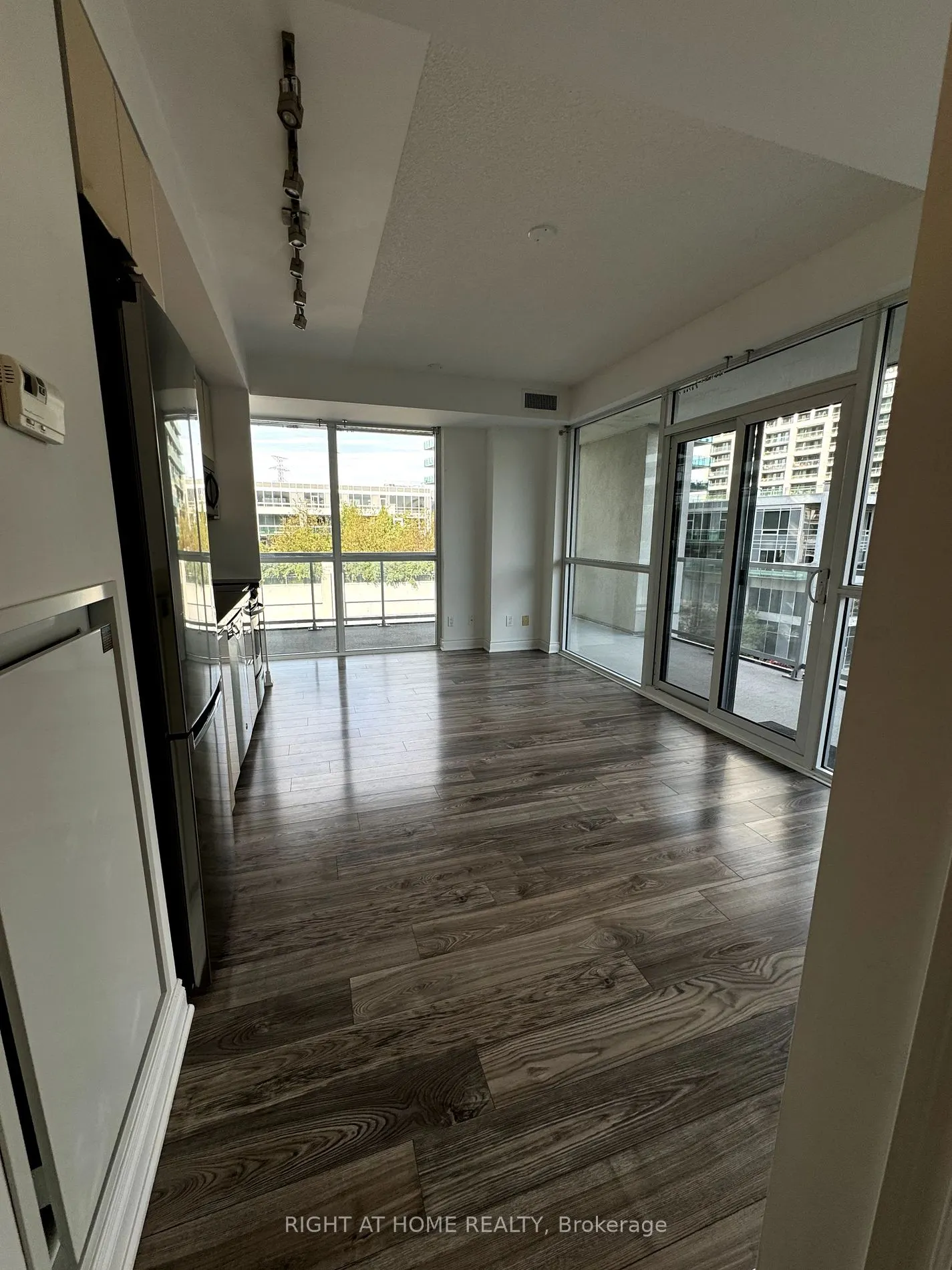 80 Marine Parade Dr, #331