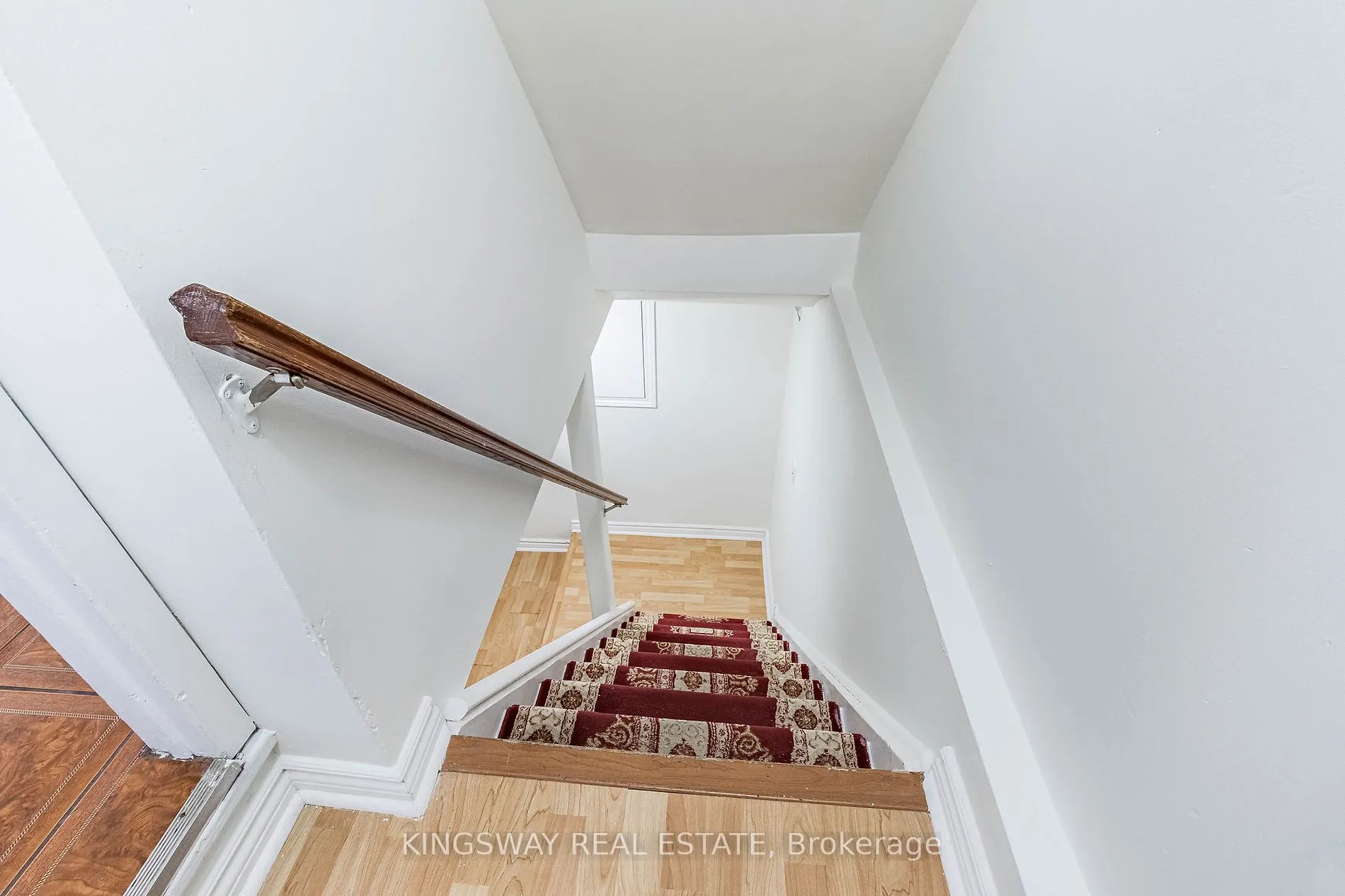 21 Tralee St