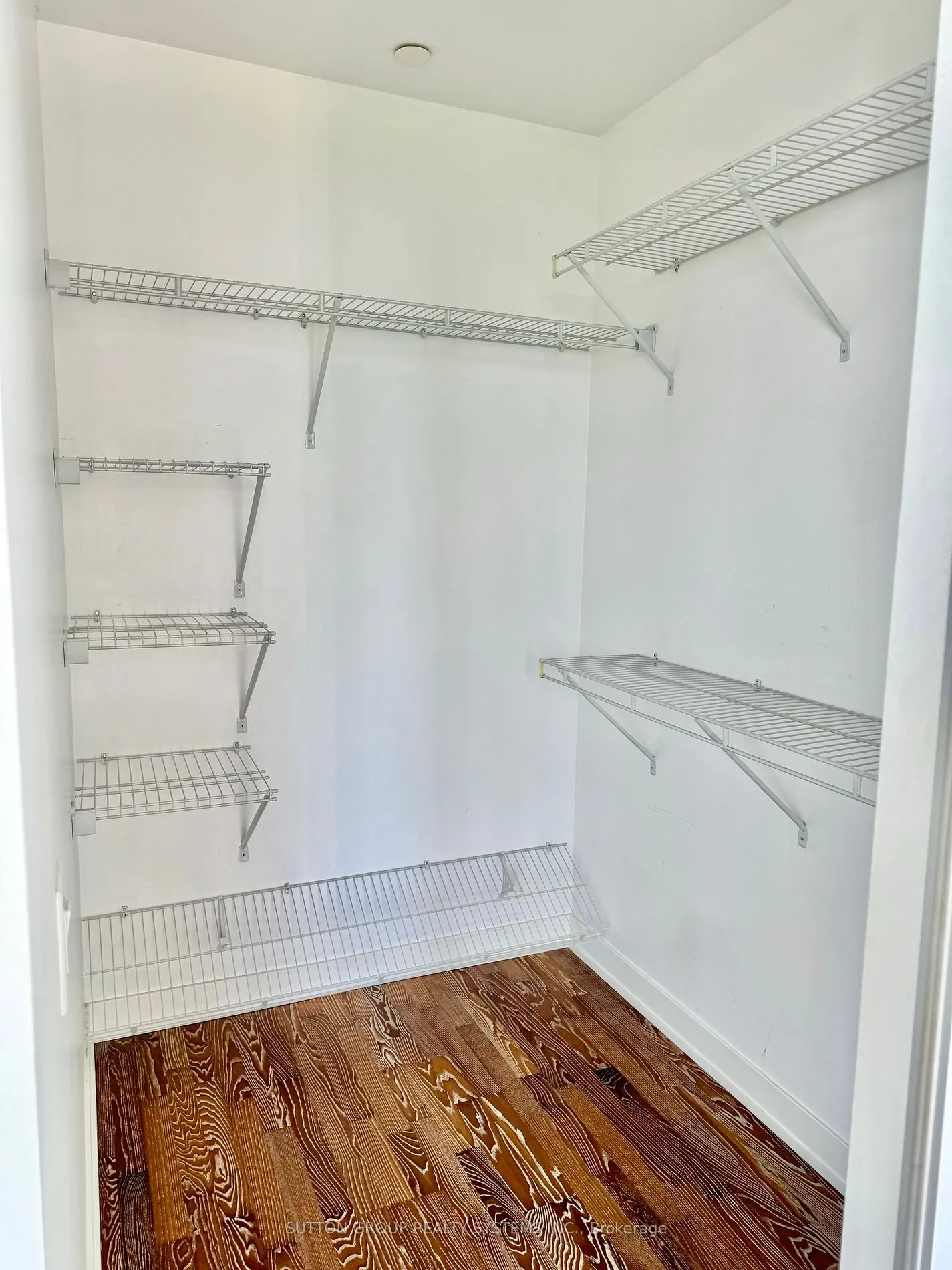 88 Park Lawn Rd, #1807