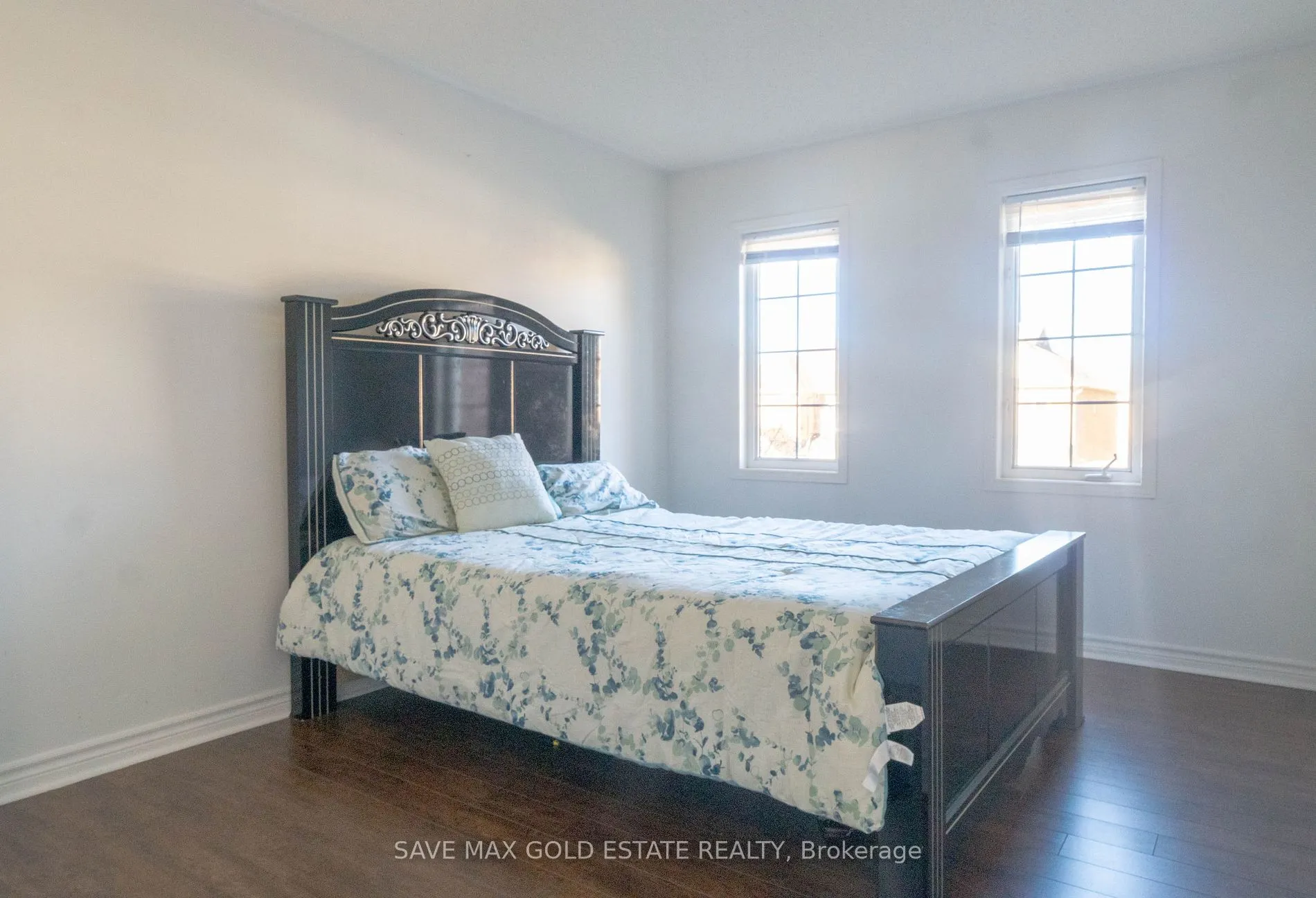75 Saintsbury Cres
