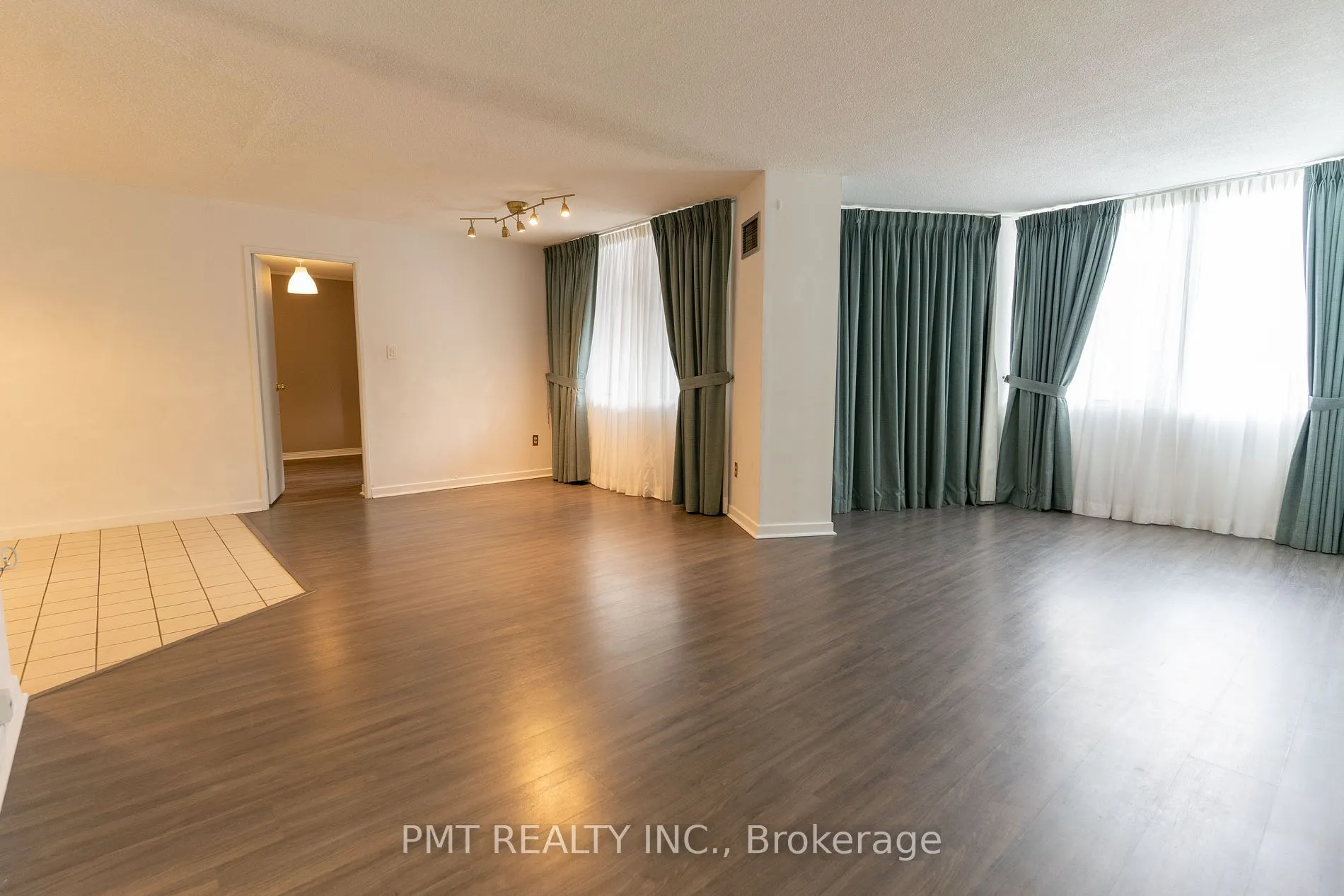 1580 Mississauga Valley Blvd, #103