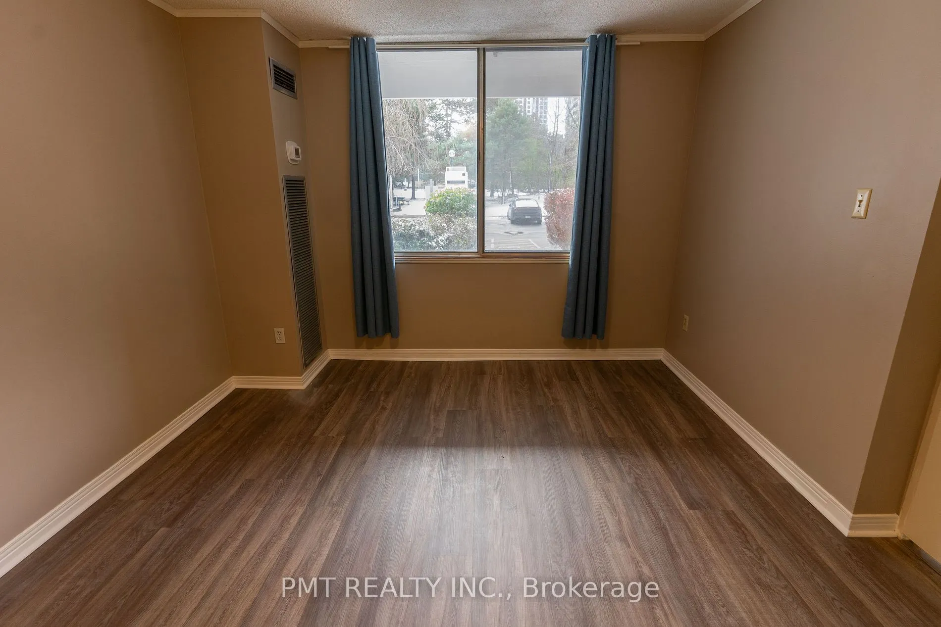 1580 Mississauga Valley Blvd, #103