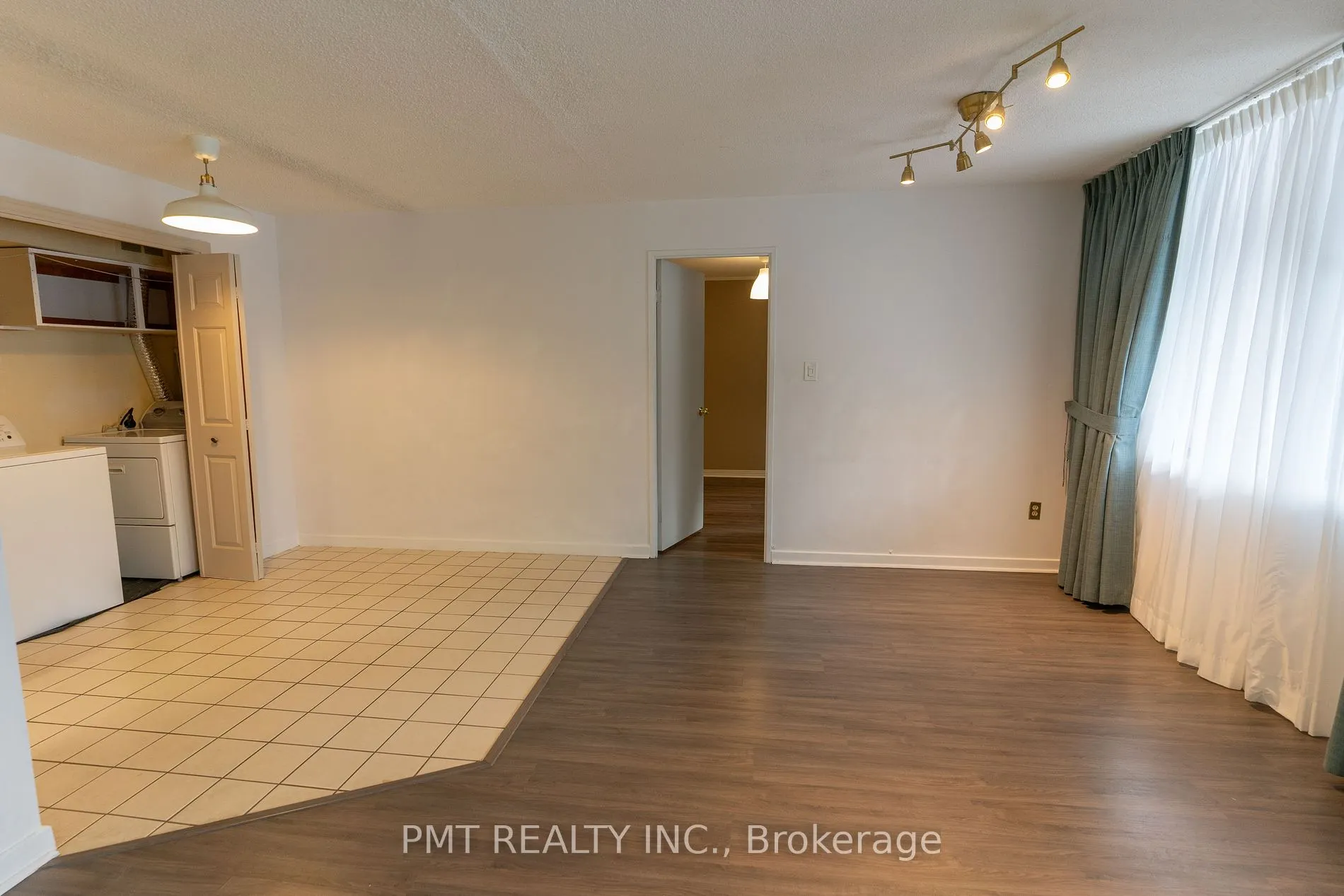 1580 Mississauga Valley Blvd, #103