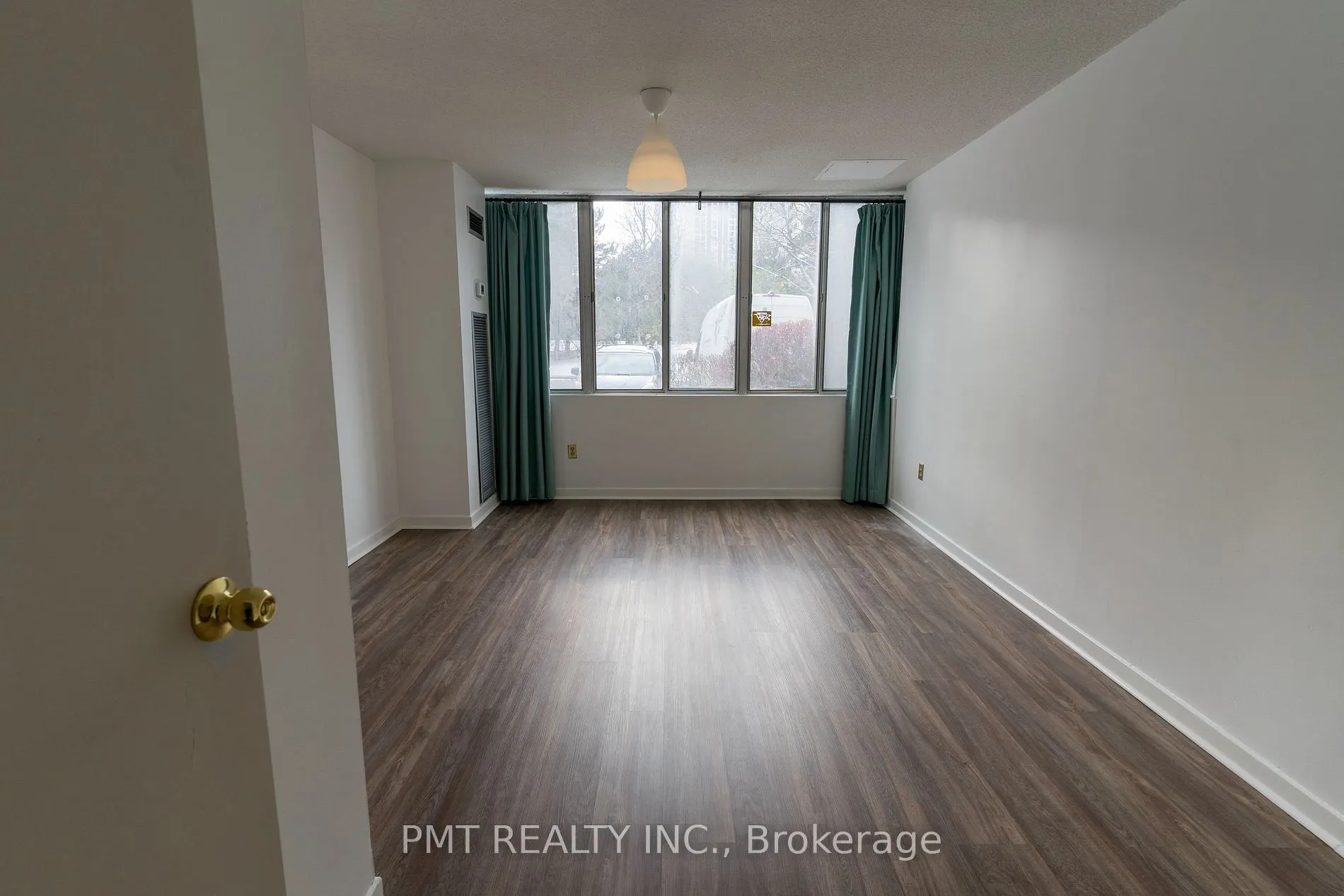 1580 Mississauga Valley Blvd, #103