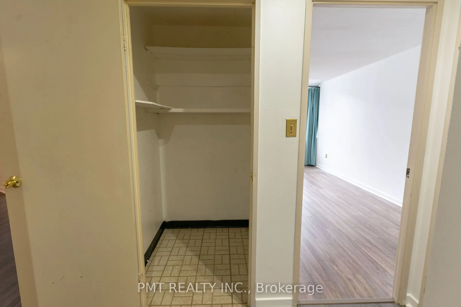 1580 Mississauga Valley Blvd, #103