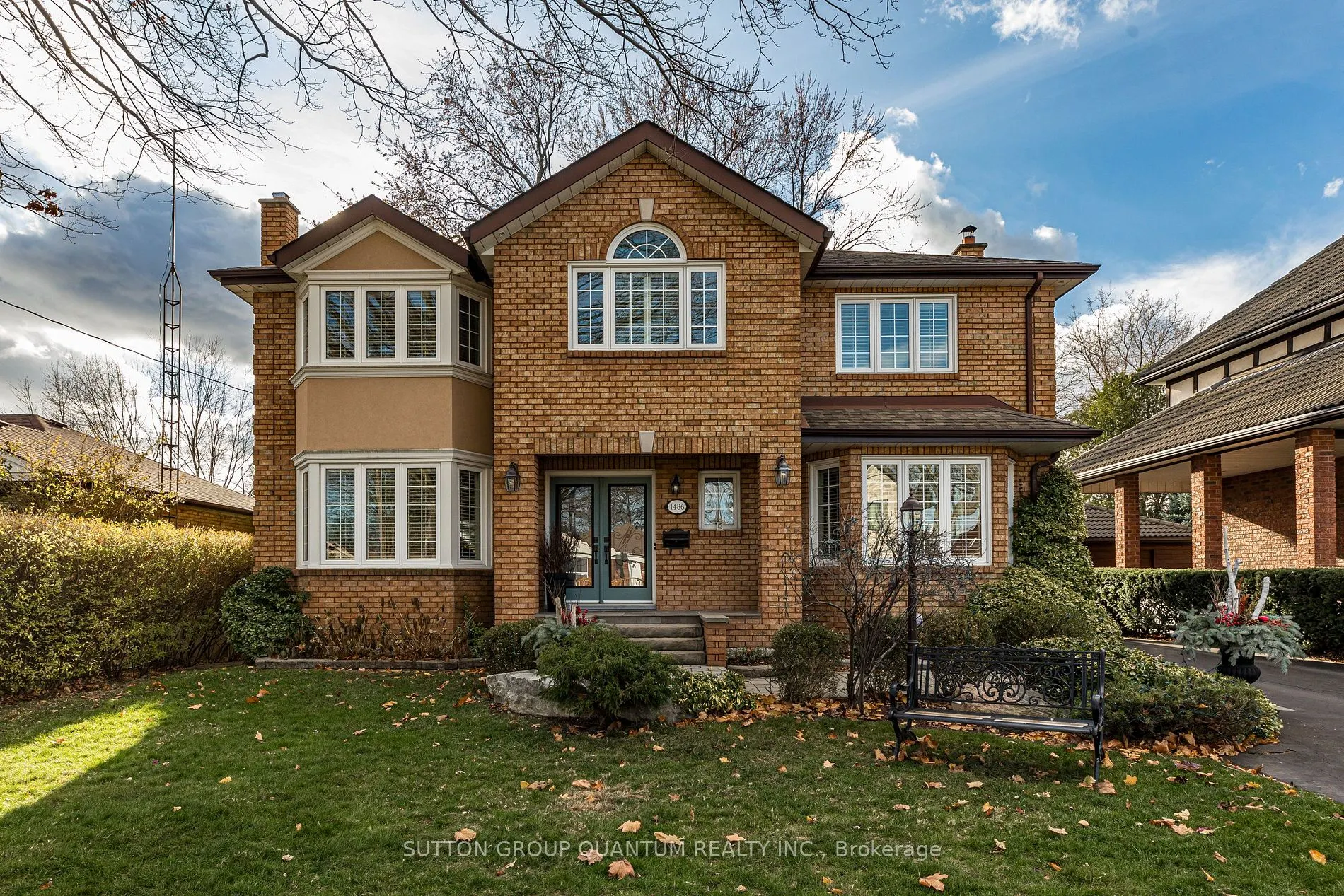 1486 Myron Dr