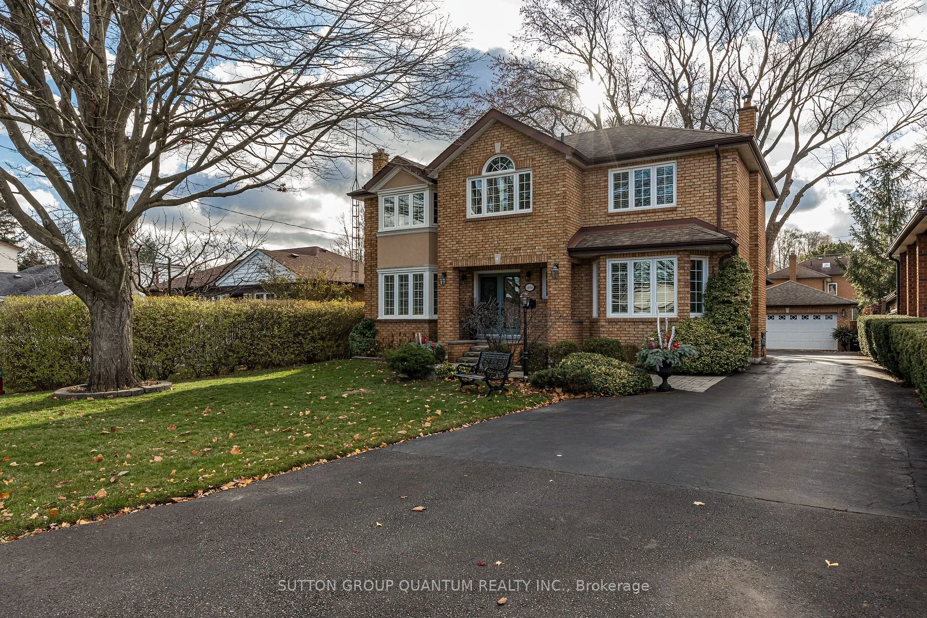 1486 Myron Dr