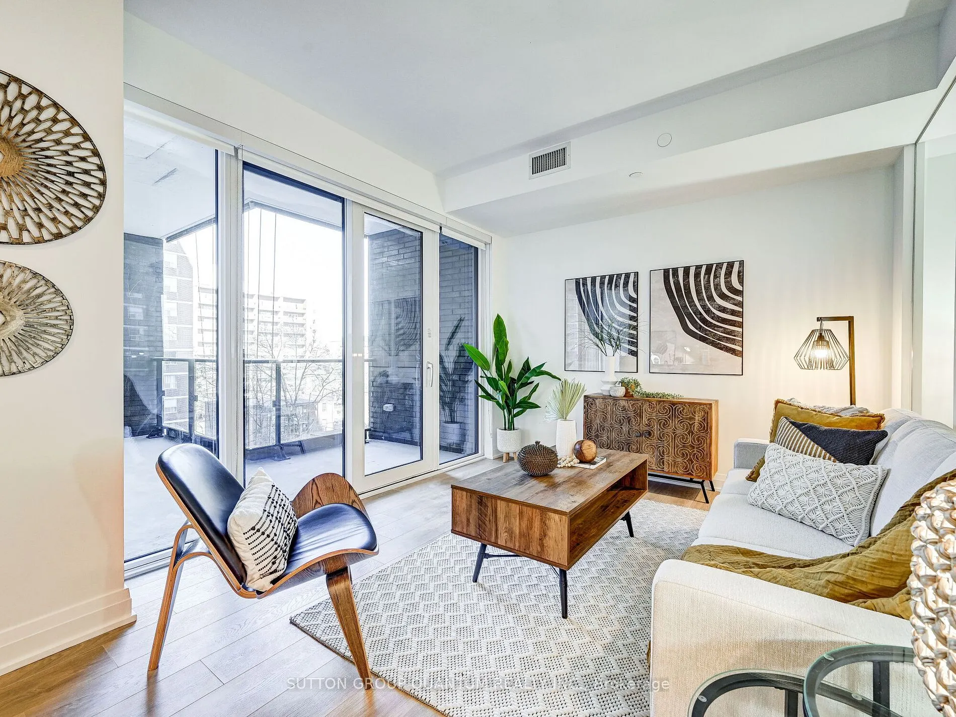 21 Park St E, #501