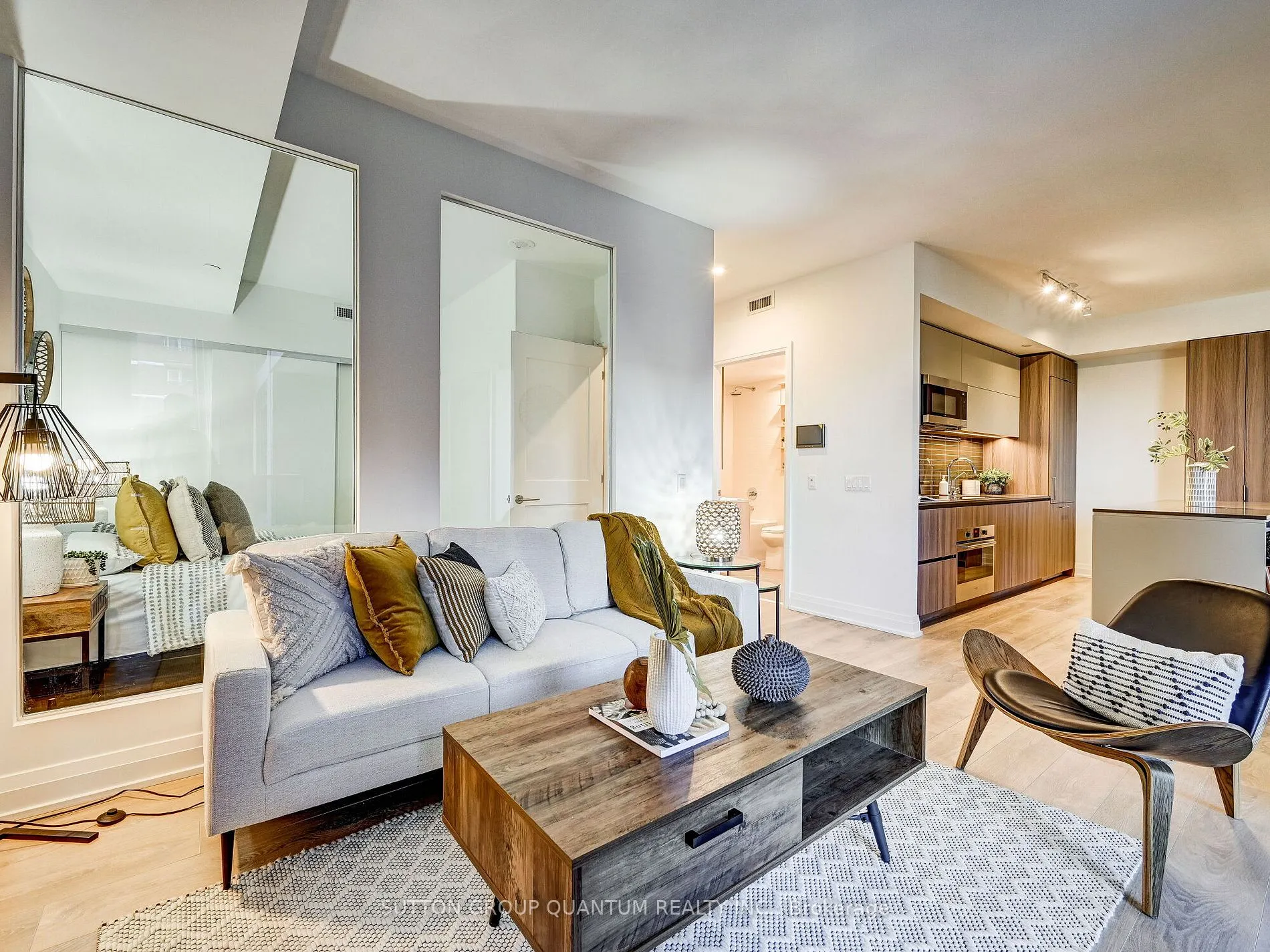 21 Park St E, #501