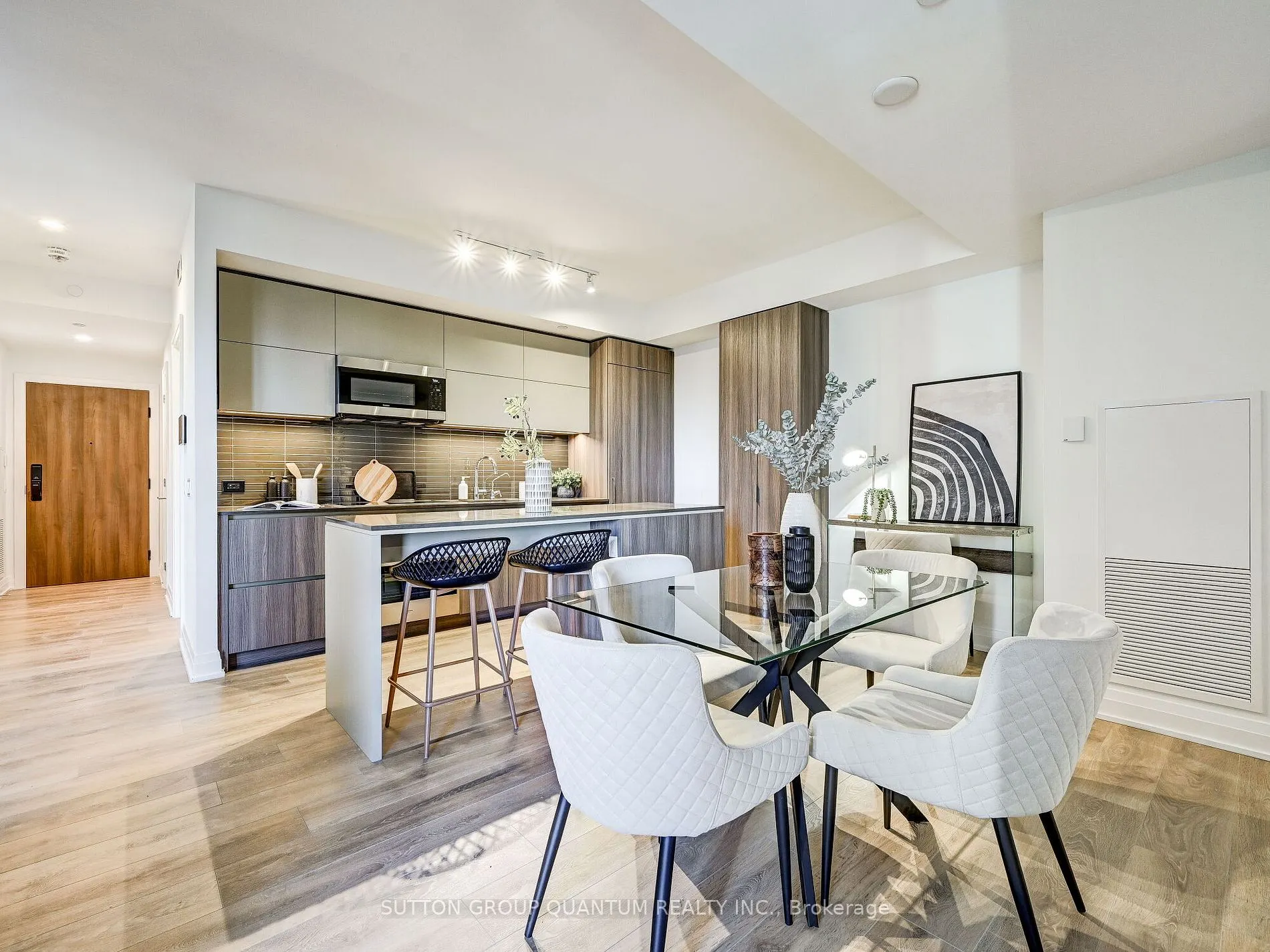 21 Park St E, #501