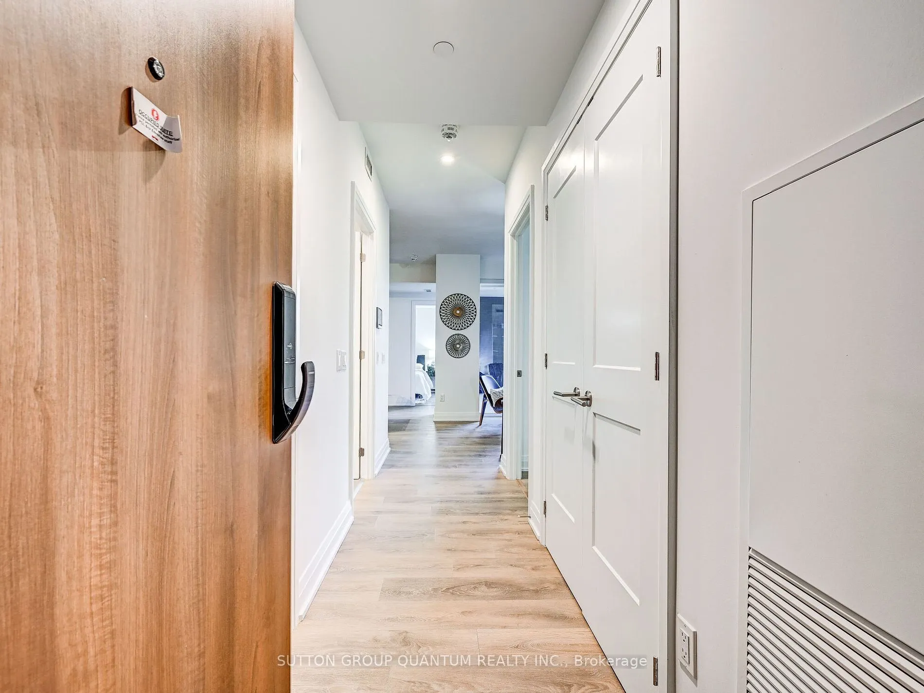21 Park St E, #501