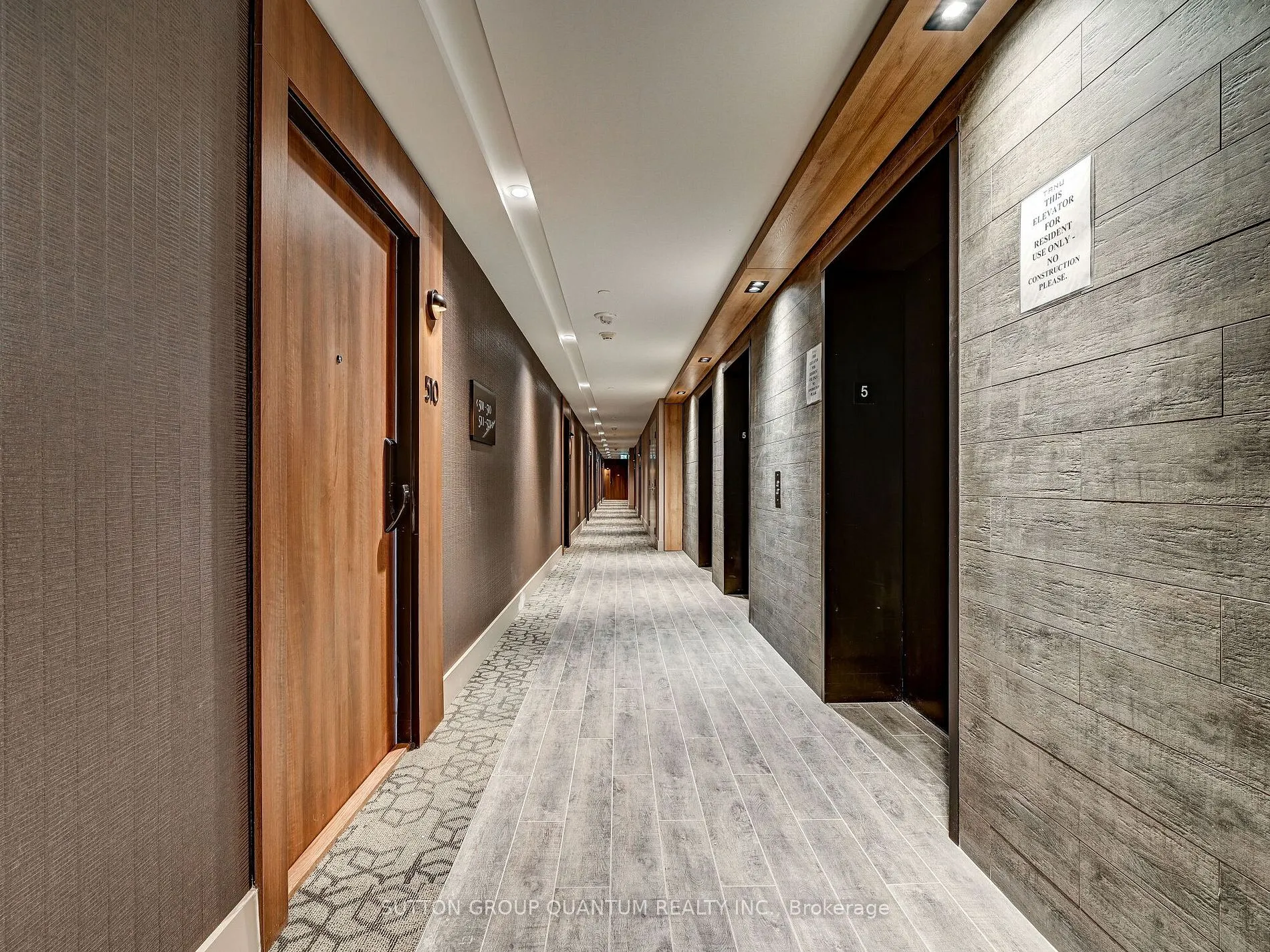 21 Park St E, #501
