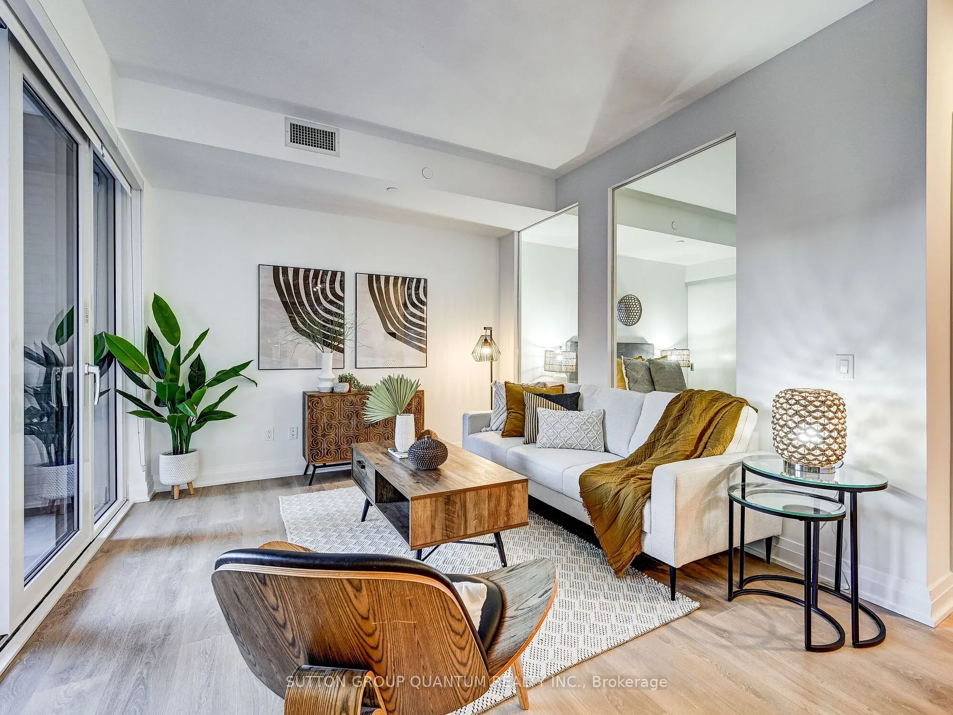 21 Park St E, #501