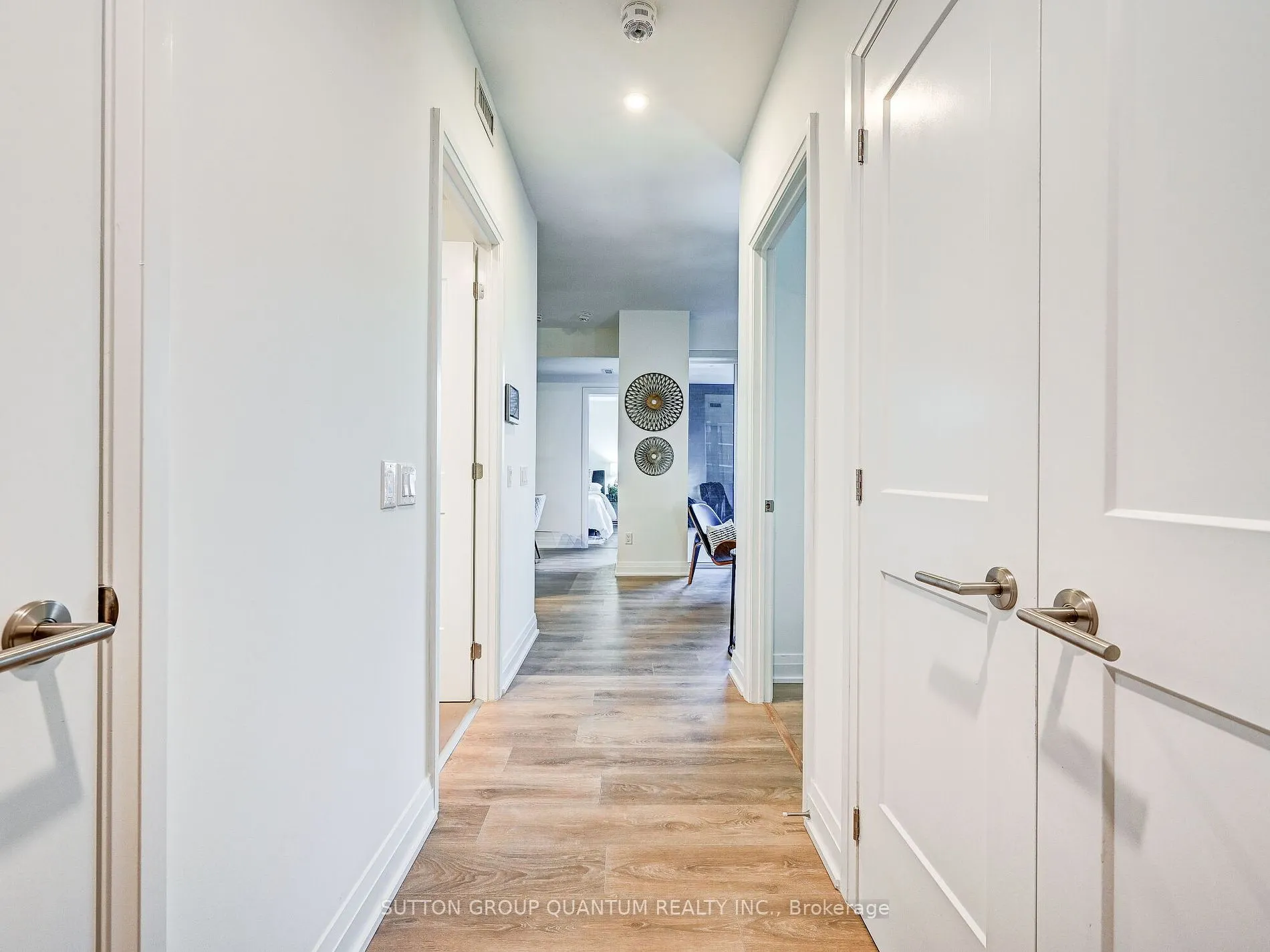 21 Park St E, #501