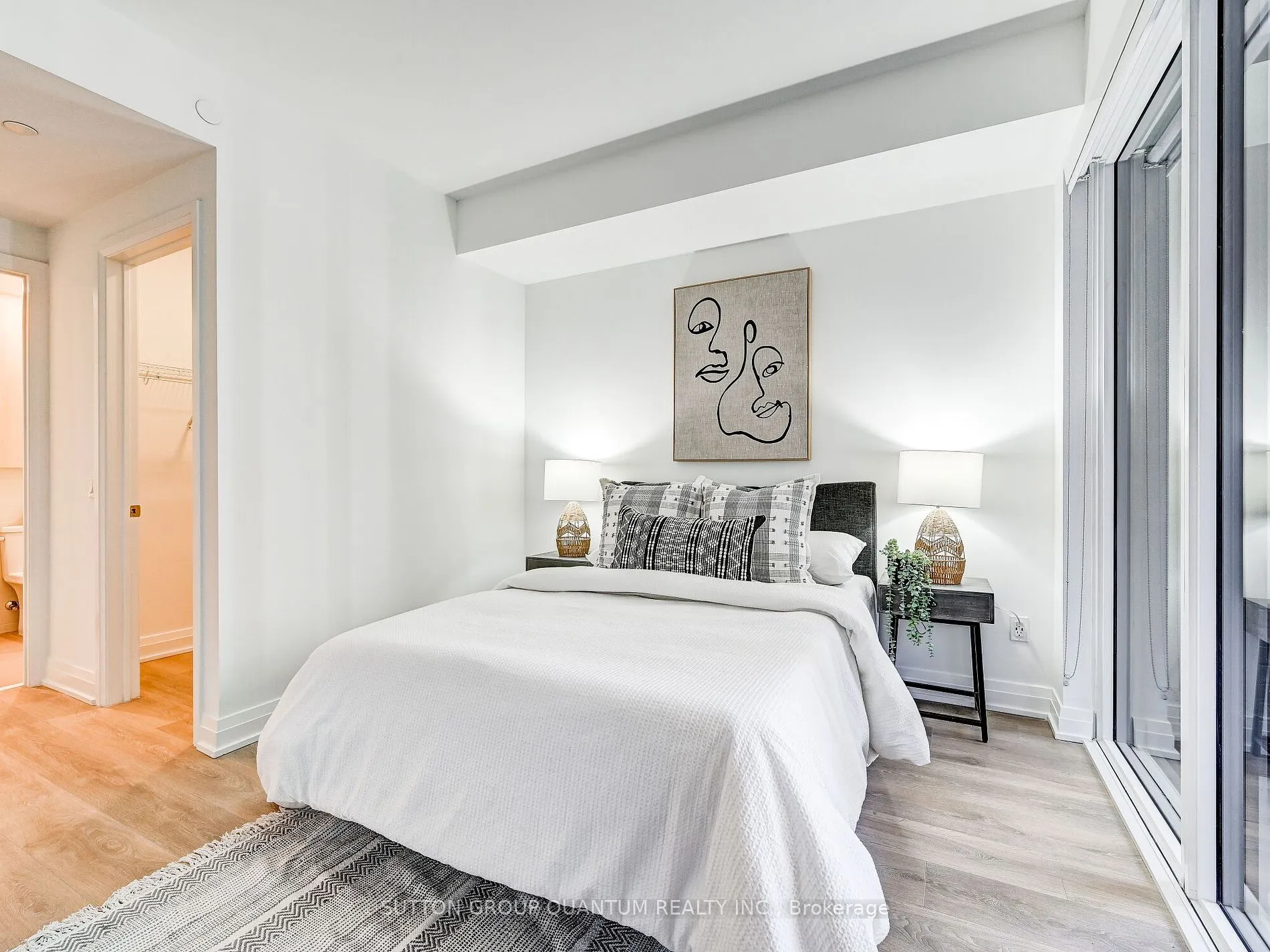 21 Park St E, #501