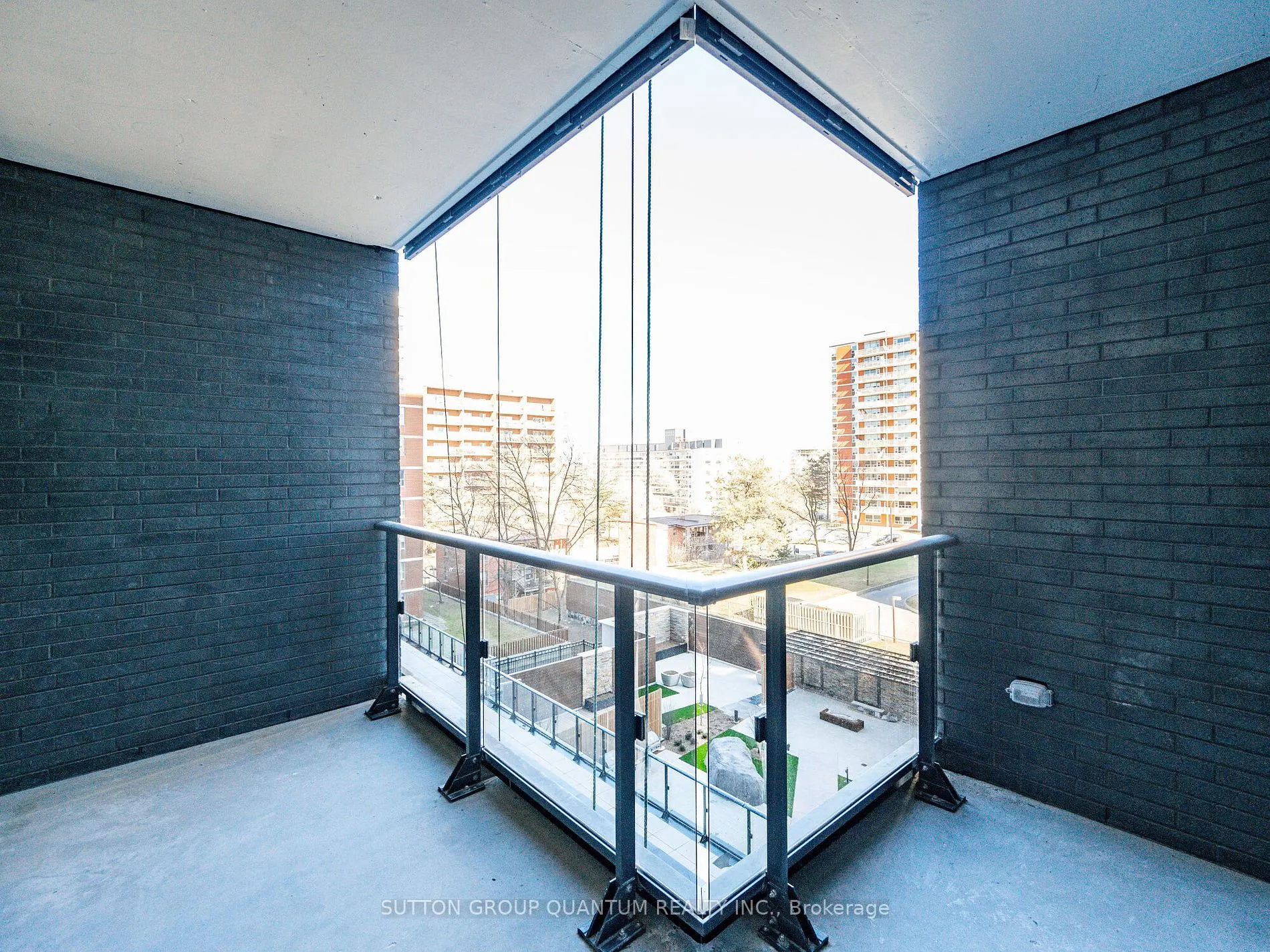 21 Park St E, #501