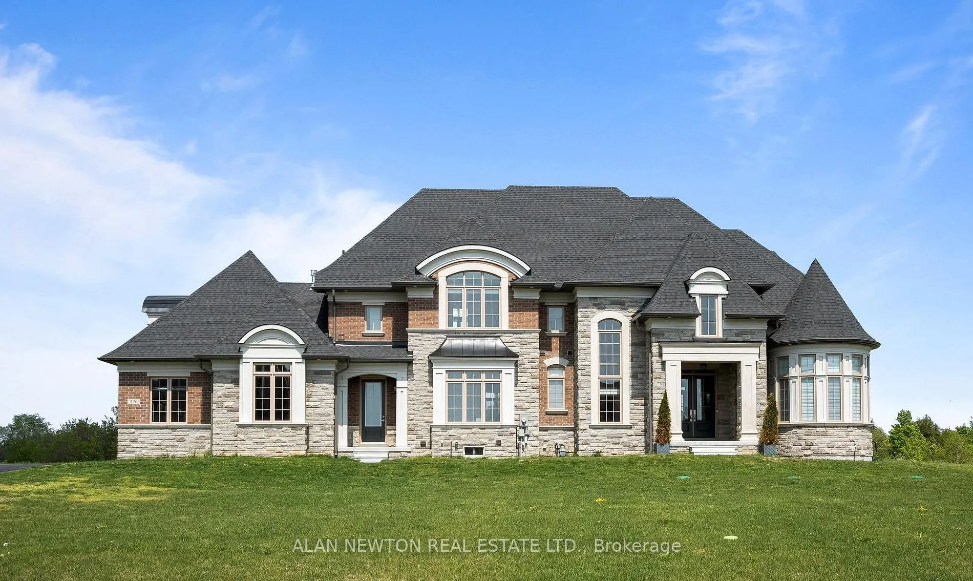 276 Amos Dr