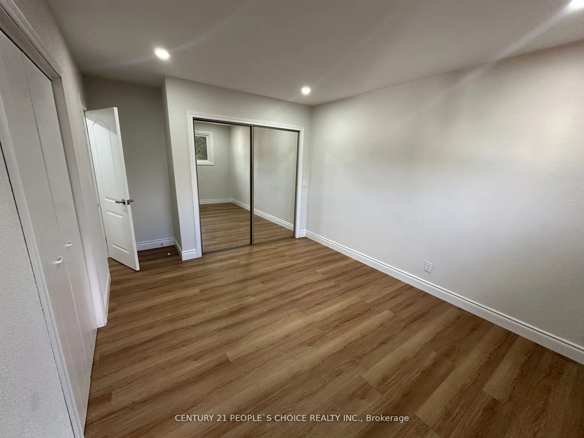 608 Thornwood Ave