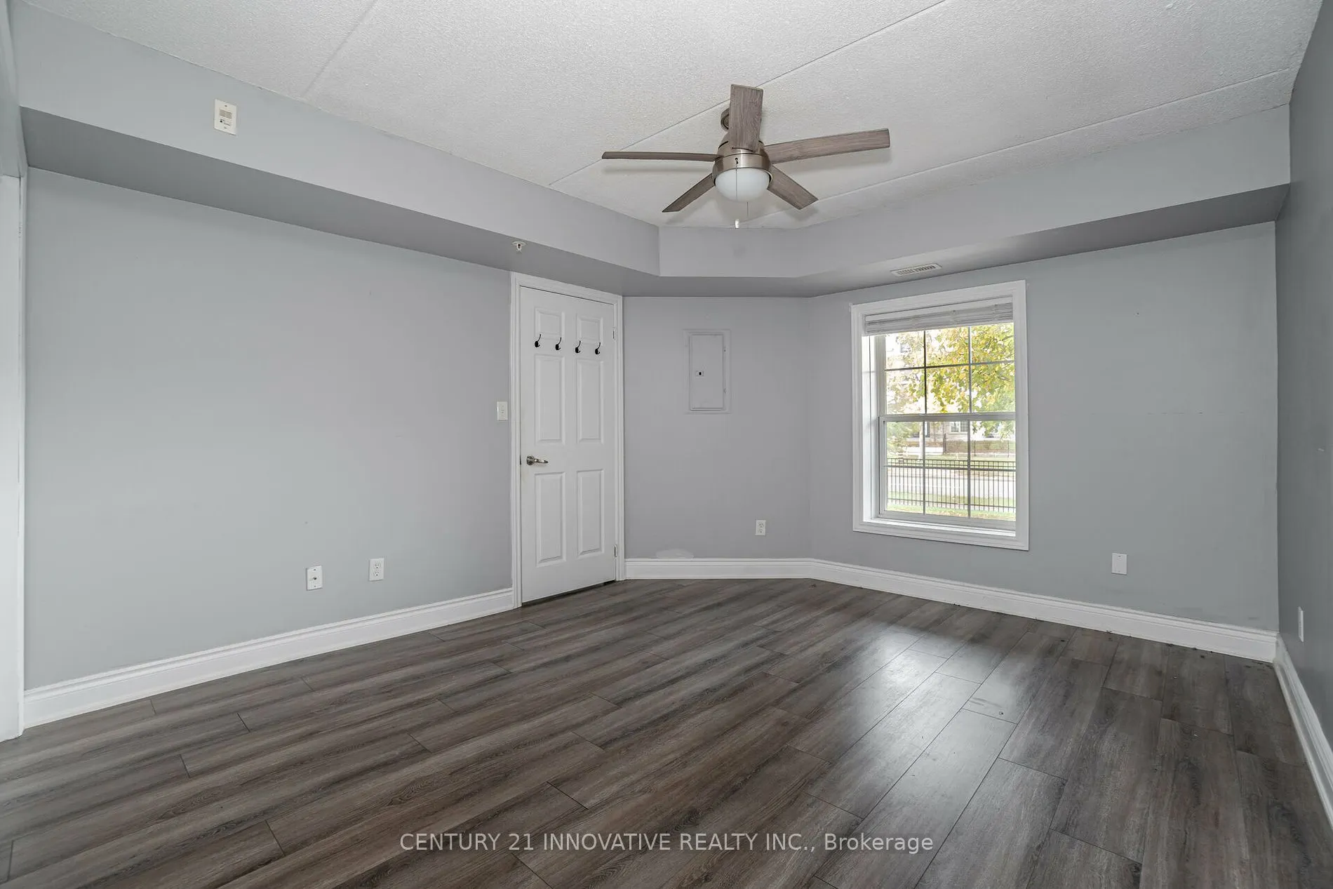 1491 Maple Ave, #111