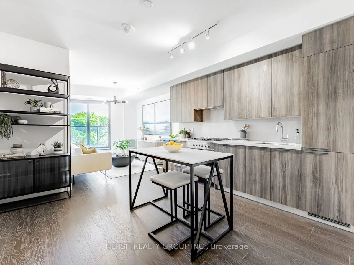 160 Kingsway Cres, #310