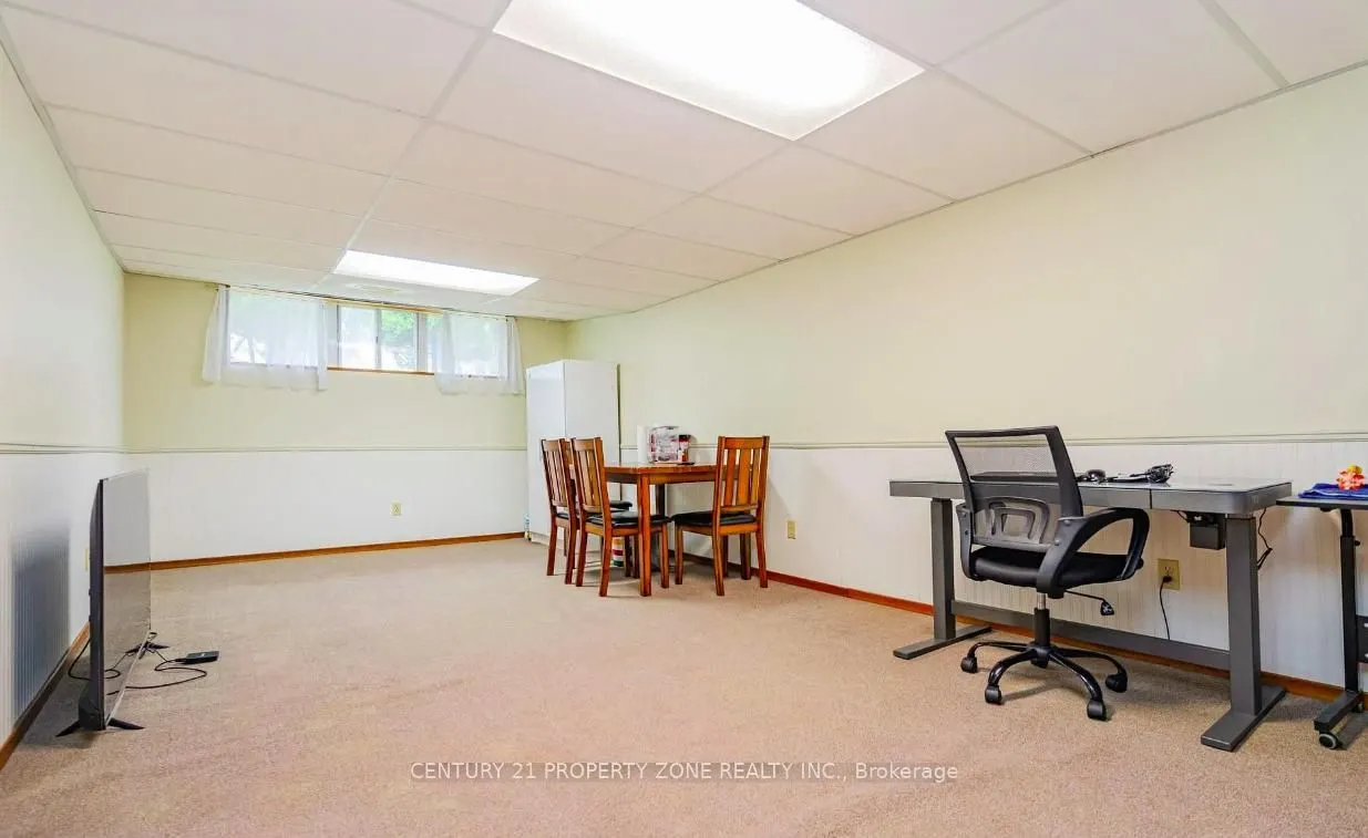 122 Earnscliffe Circ