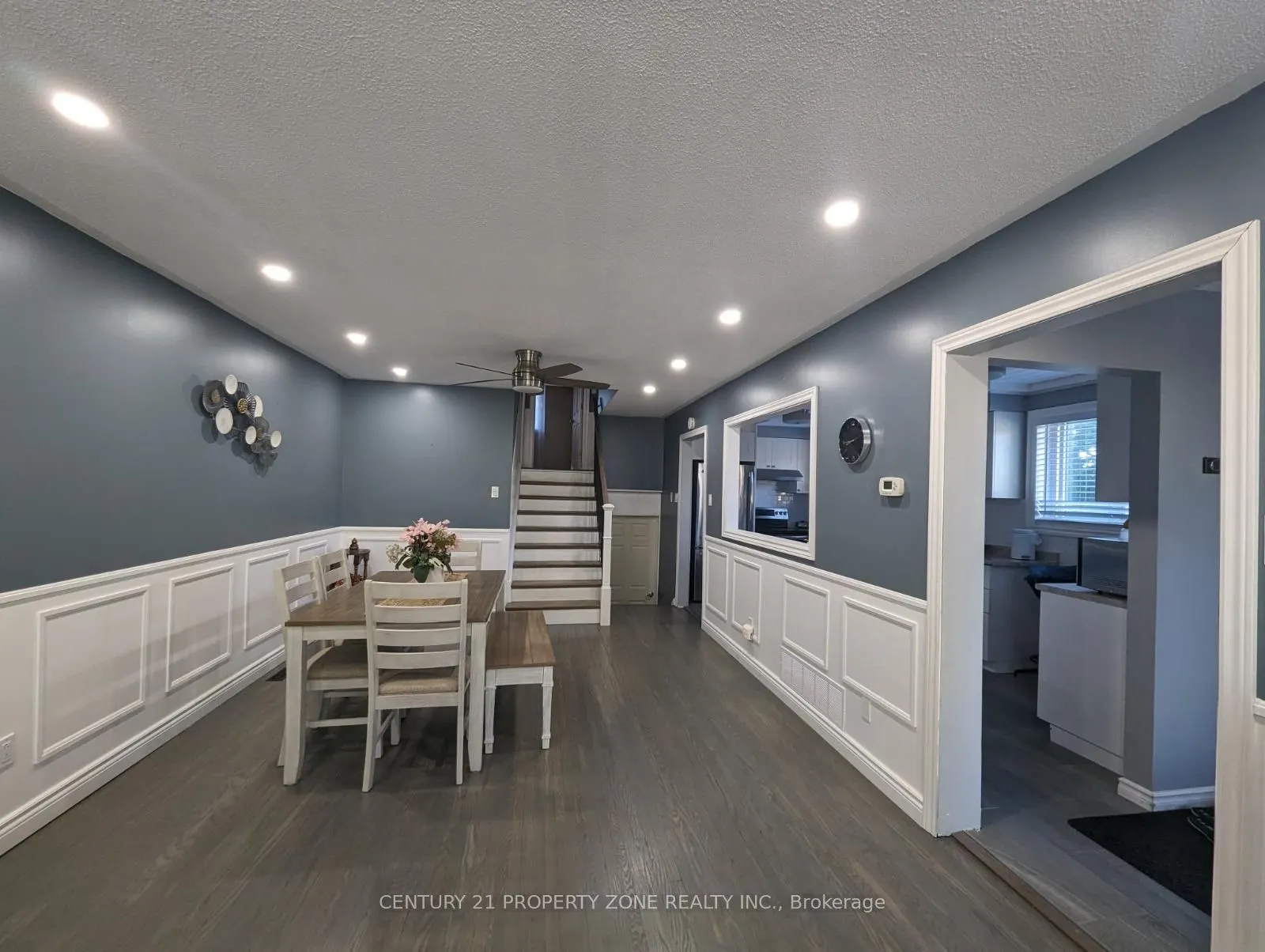 122 Earnscliffe Circ