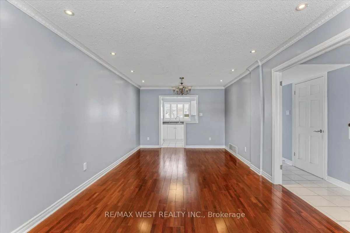 1020 Central Park Dr, #33