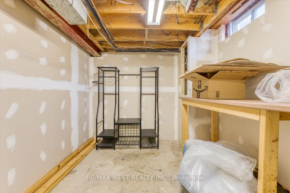 1020 Central Park Dr, #33