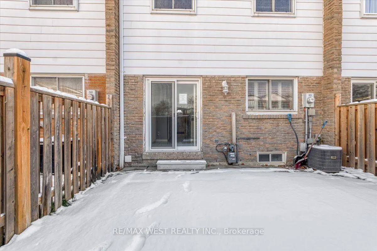 1020 Central Park Dr, #33