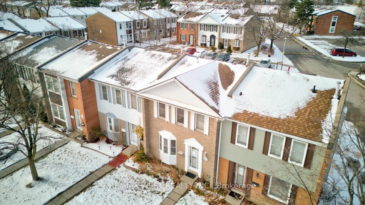 1020 Central Park Dr, #33