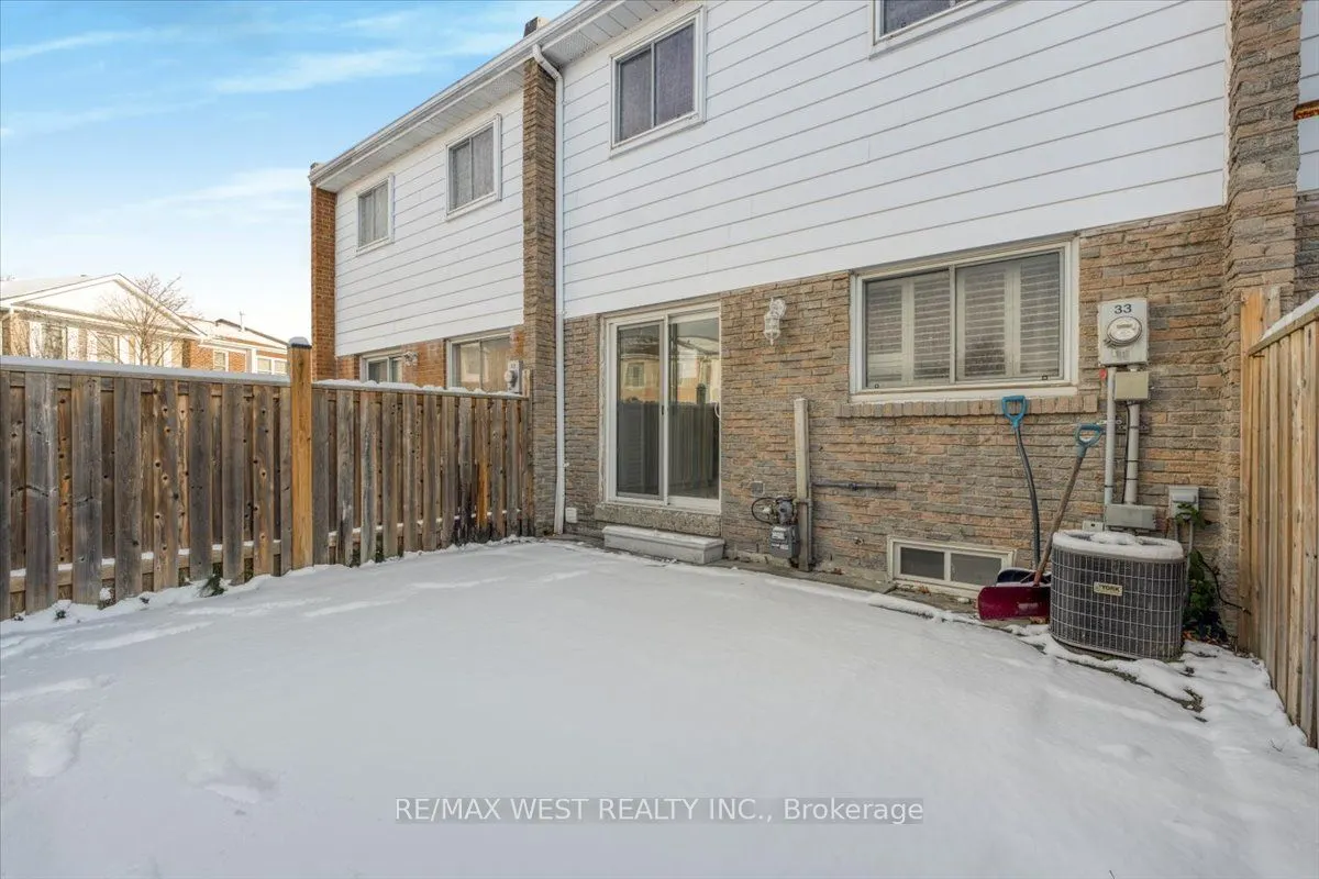 1020 Central Park Dr, #33