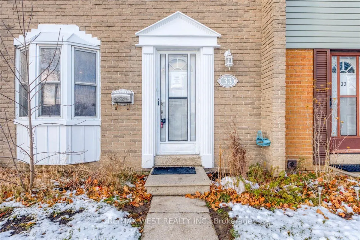 1020 Central Park Dr, #33