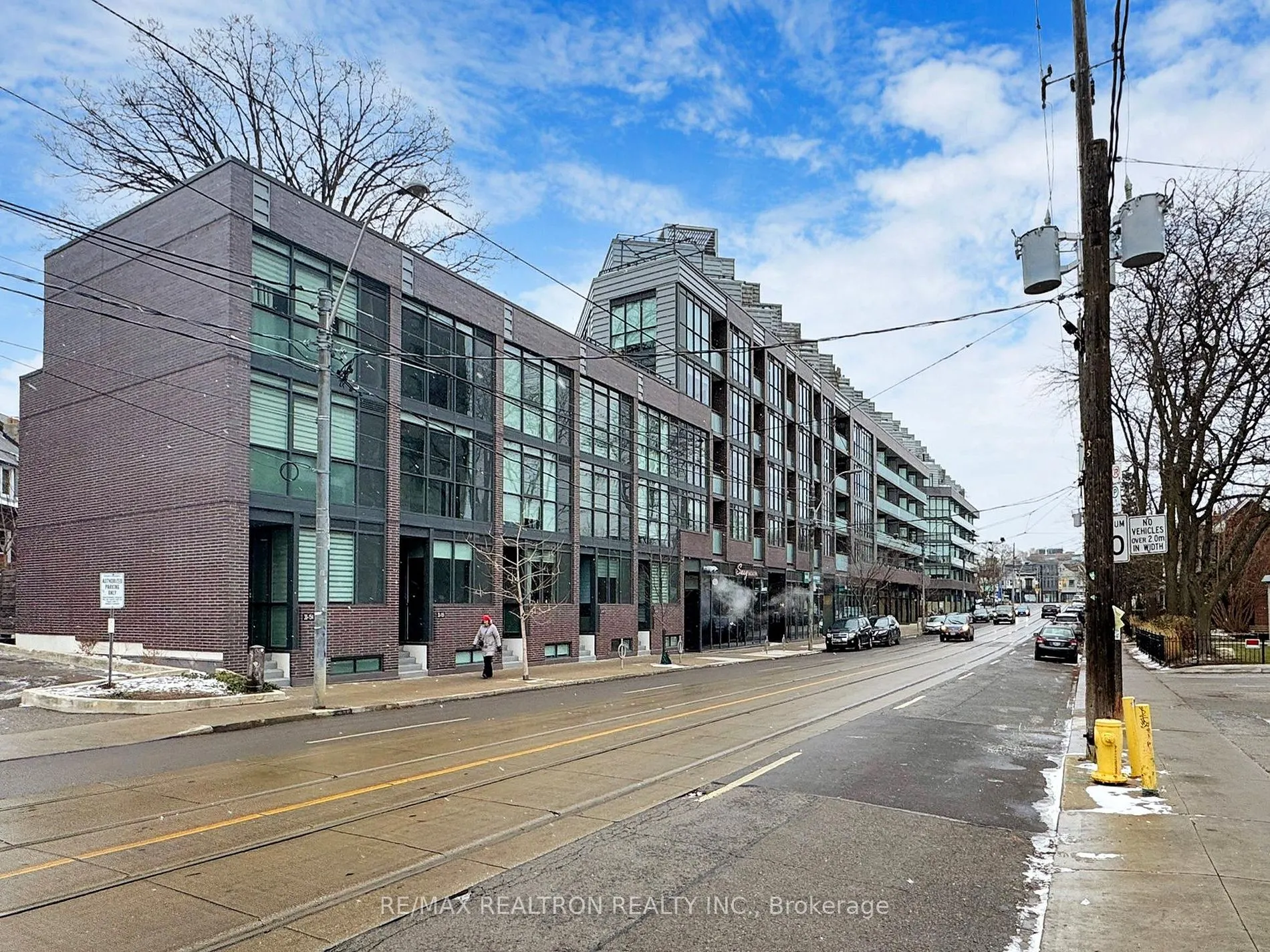 36 Howard Park Ave, #302