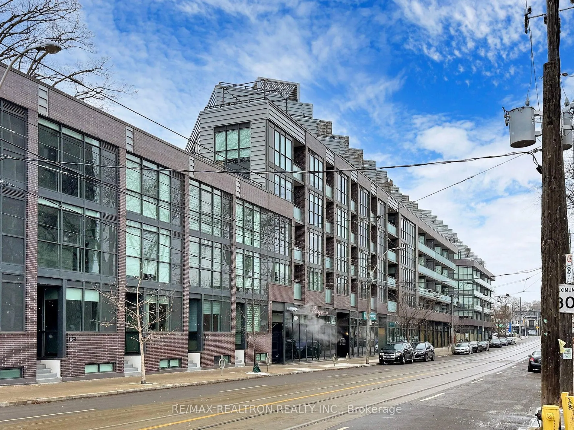 36 Howard Park Ave, #302
