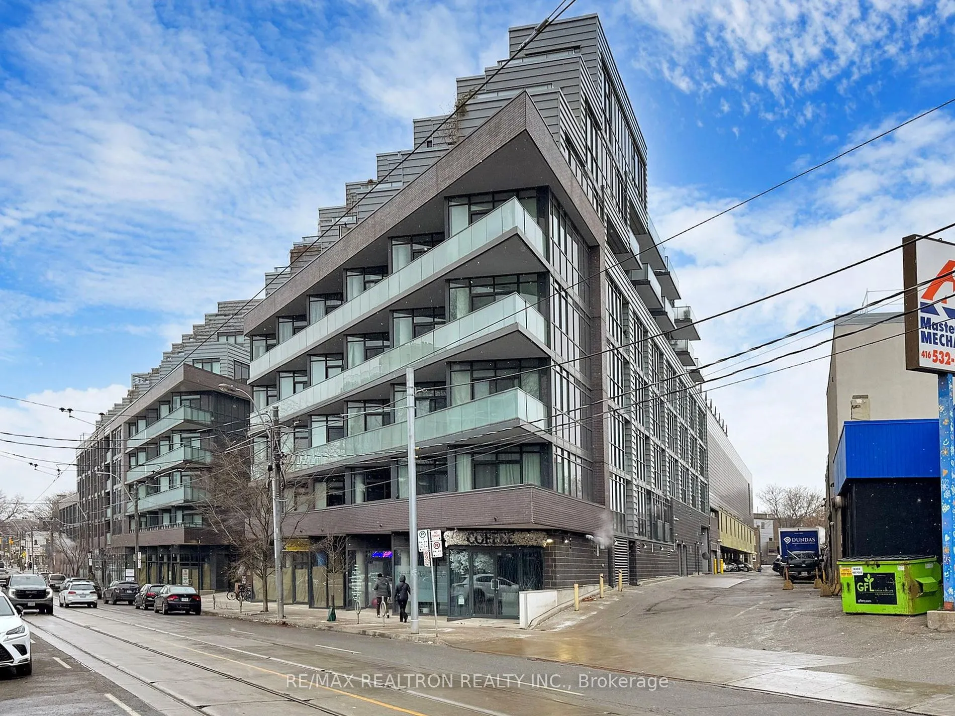 36 Howard Park Ave, #302