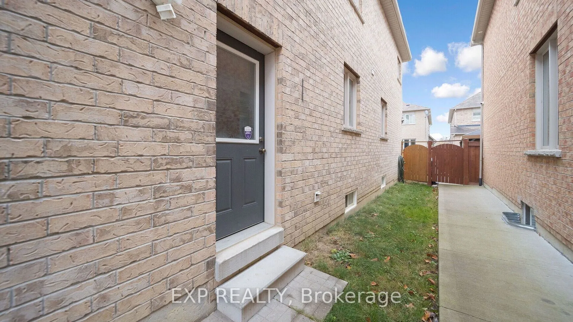 7 Wynview Street