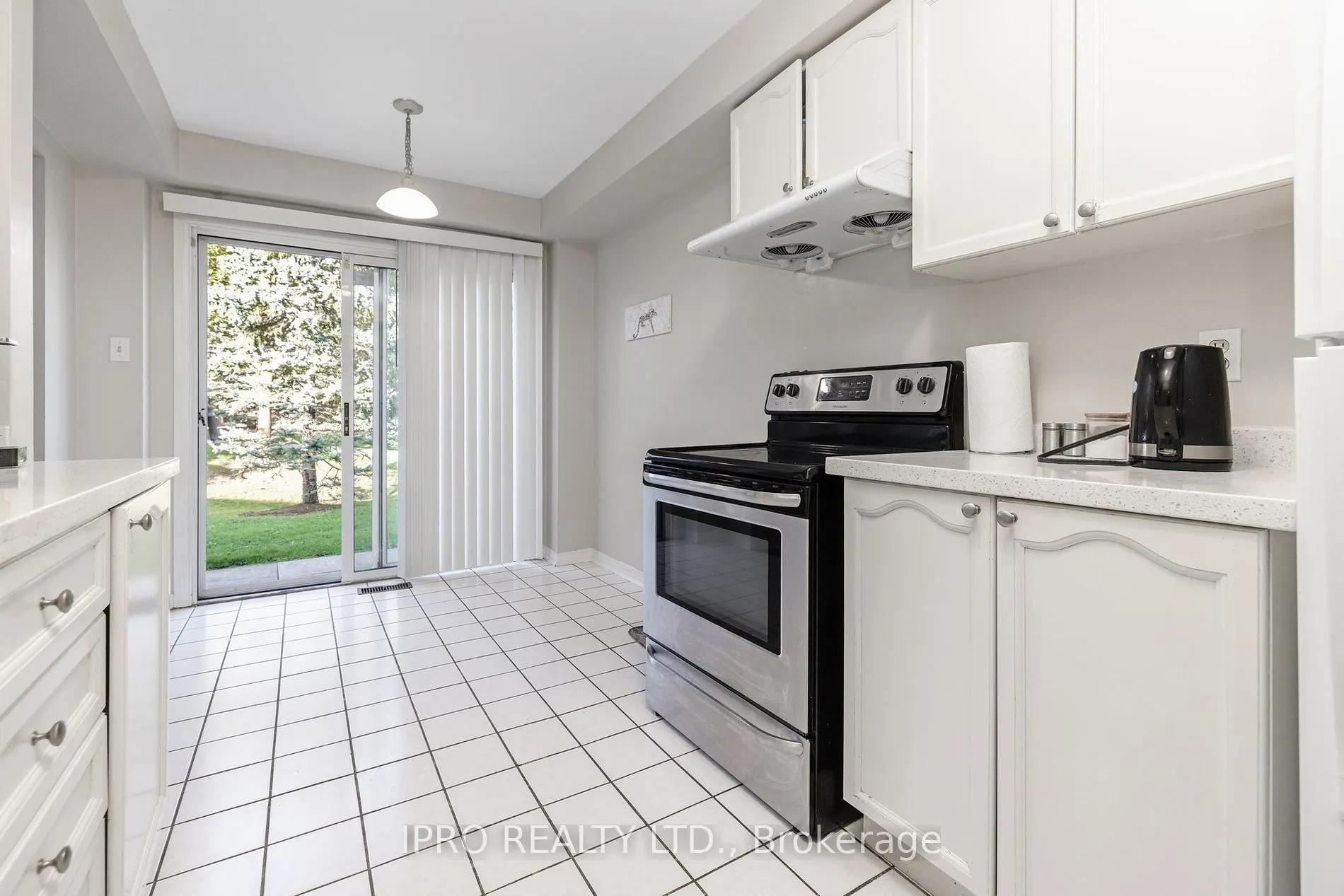 2555 Thomas St, #112