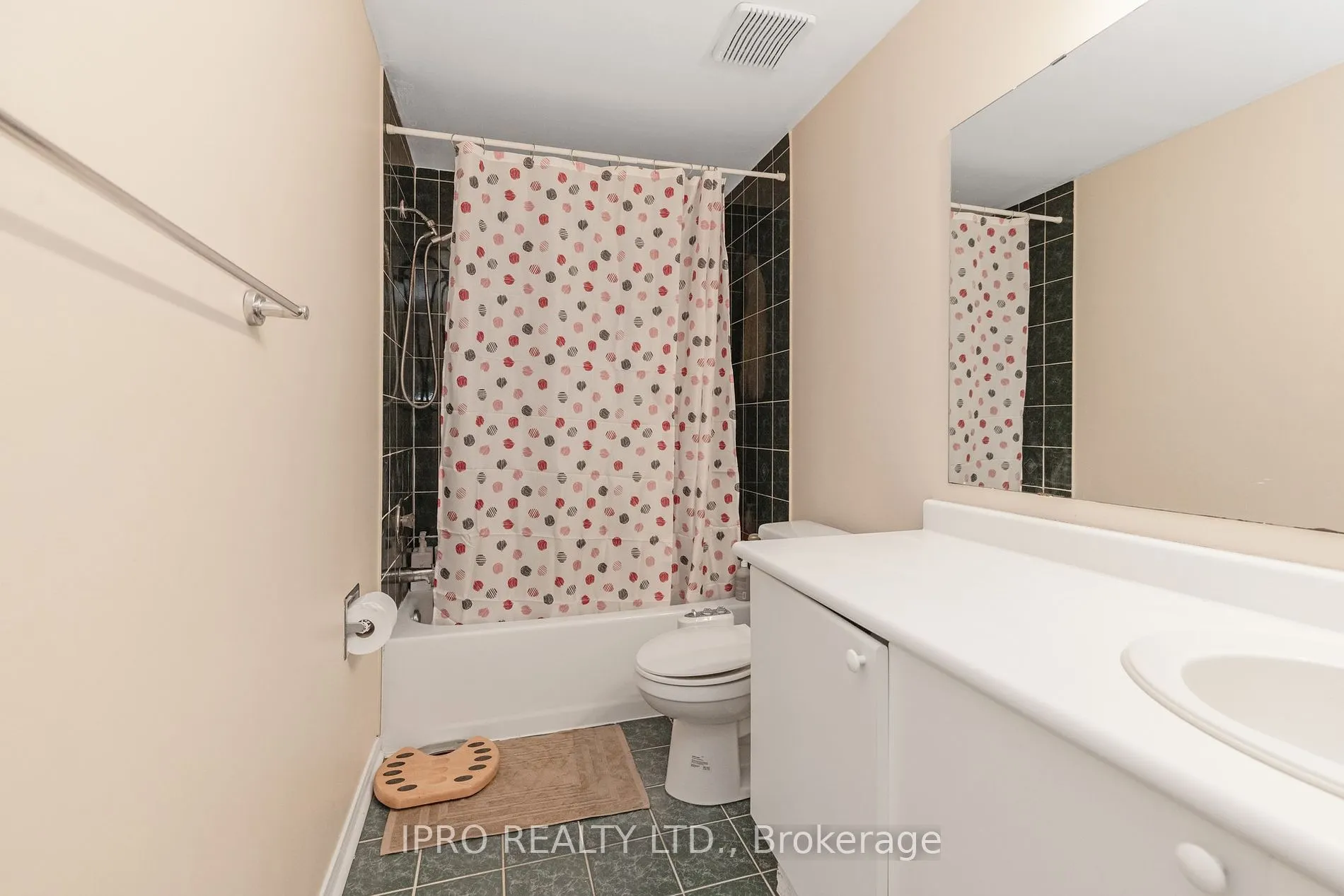 2555 Thomas St, #112