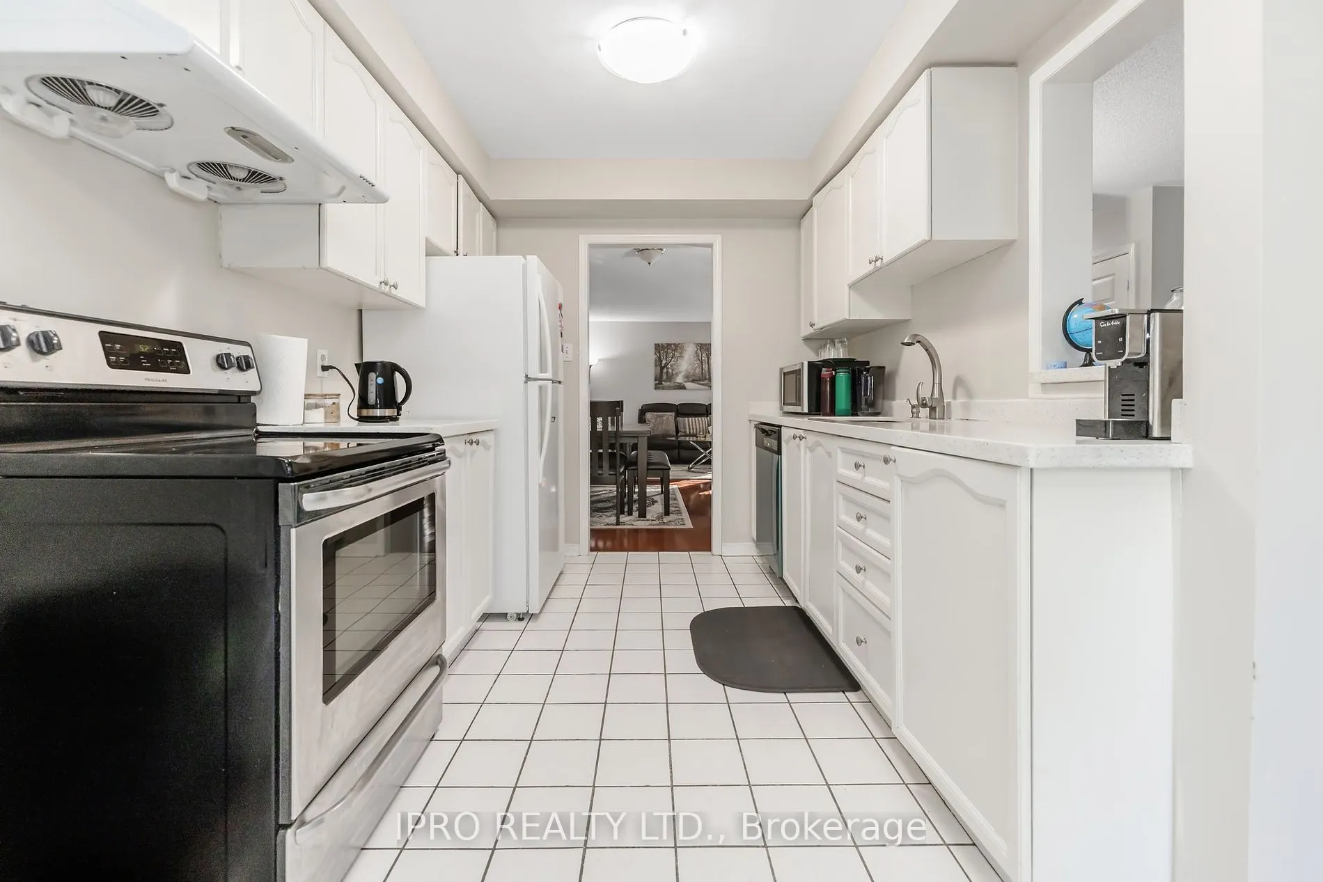 2555 Thomas St, #112