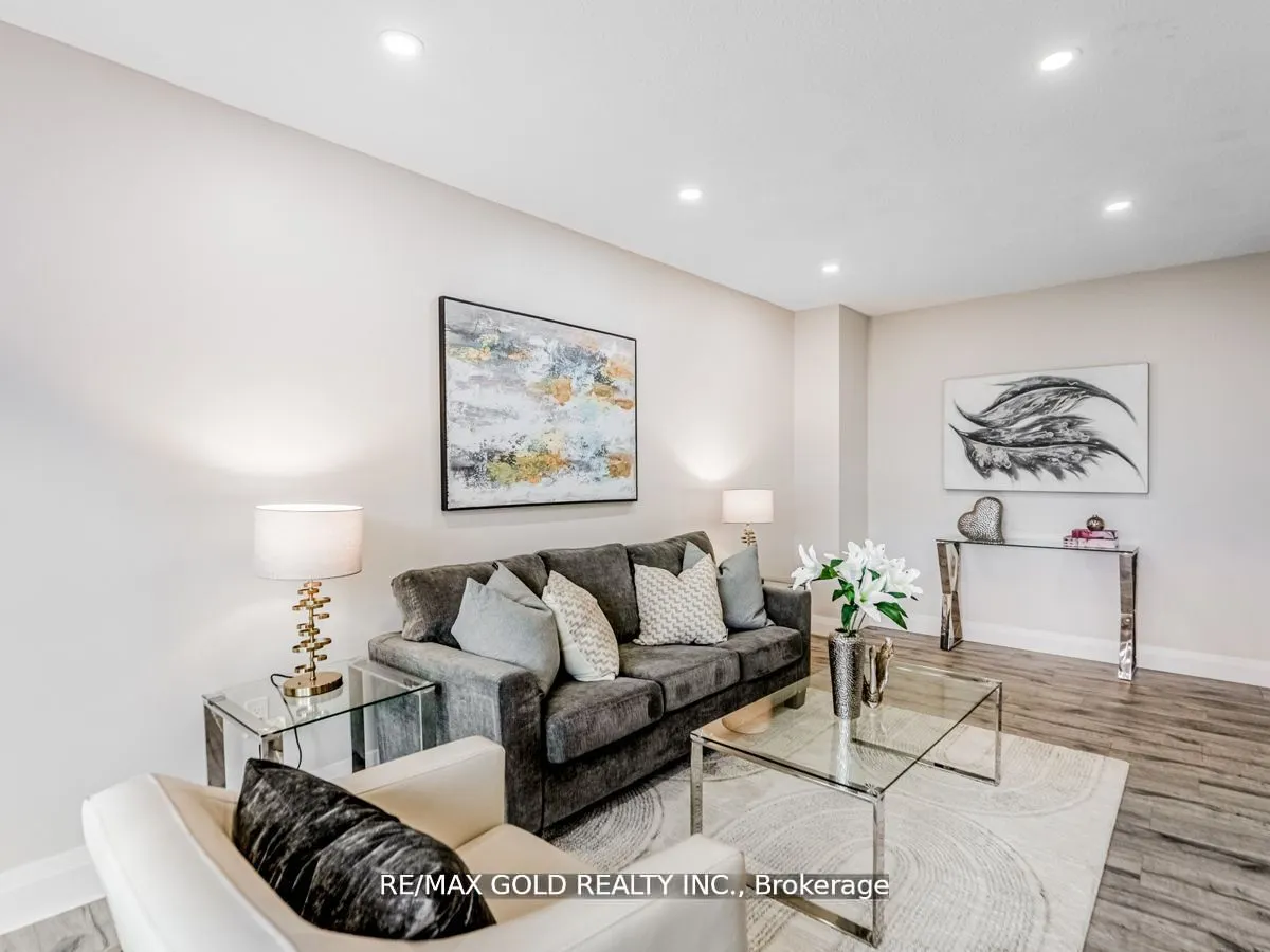 2605 Woodchester Dr, #60