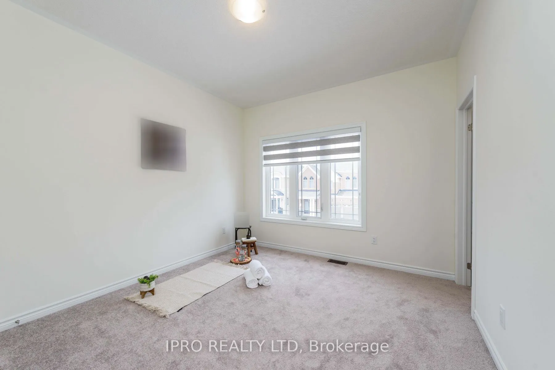 15 Eberly Woods Dr