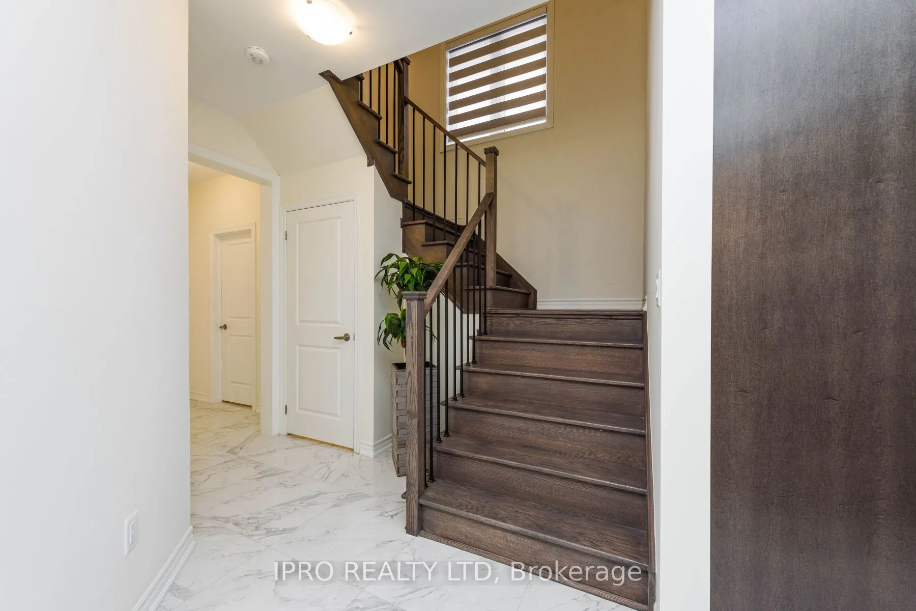 15 Eberly Woods Dr