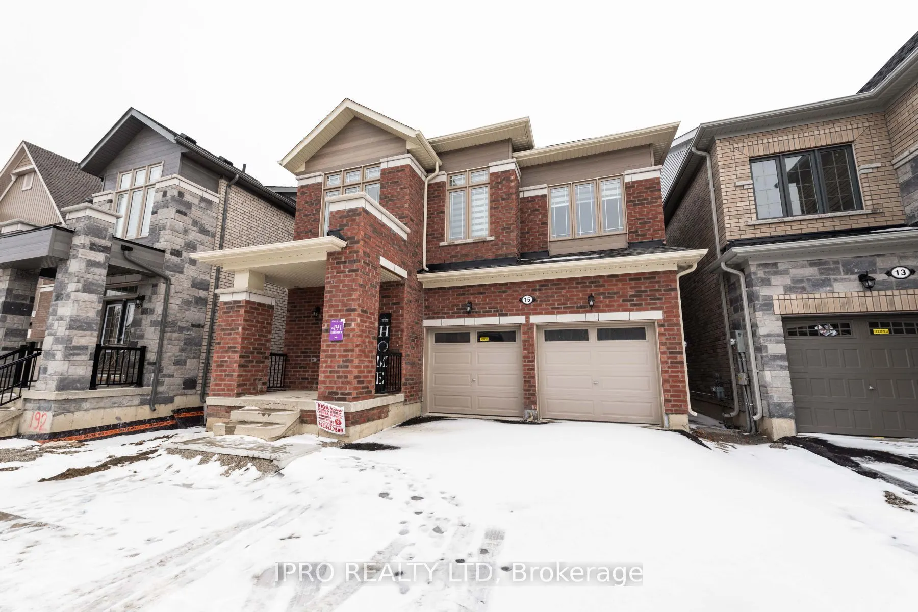 15 Eberly Woods Dr